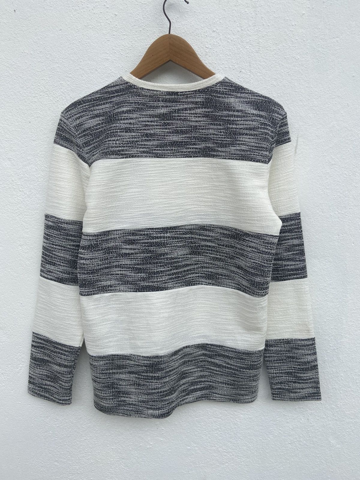 In The Attic 🔥 In The Attic stripes t shirt if six was nine beauty beast Size US M / EU 48-50 / 2 - 5 Thumbnail