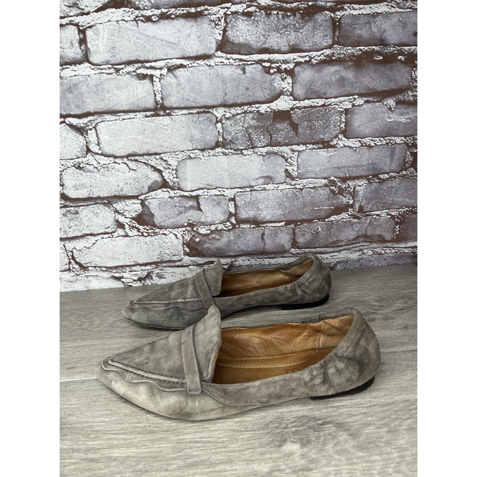 gomme Pomme D’or Gray Suede Leather Pointed Toe Ballet Flats Women Size US 7.5 / IT 37.5 - 17 Thumbnail