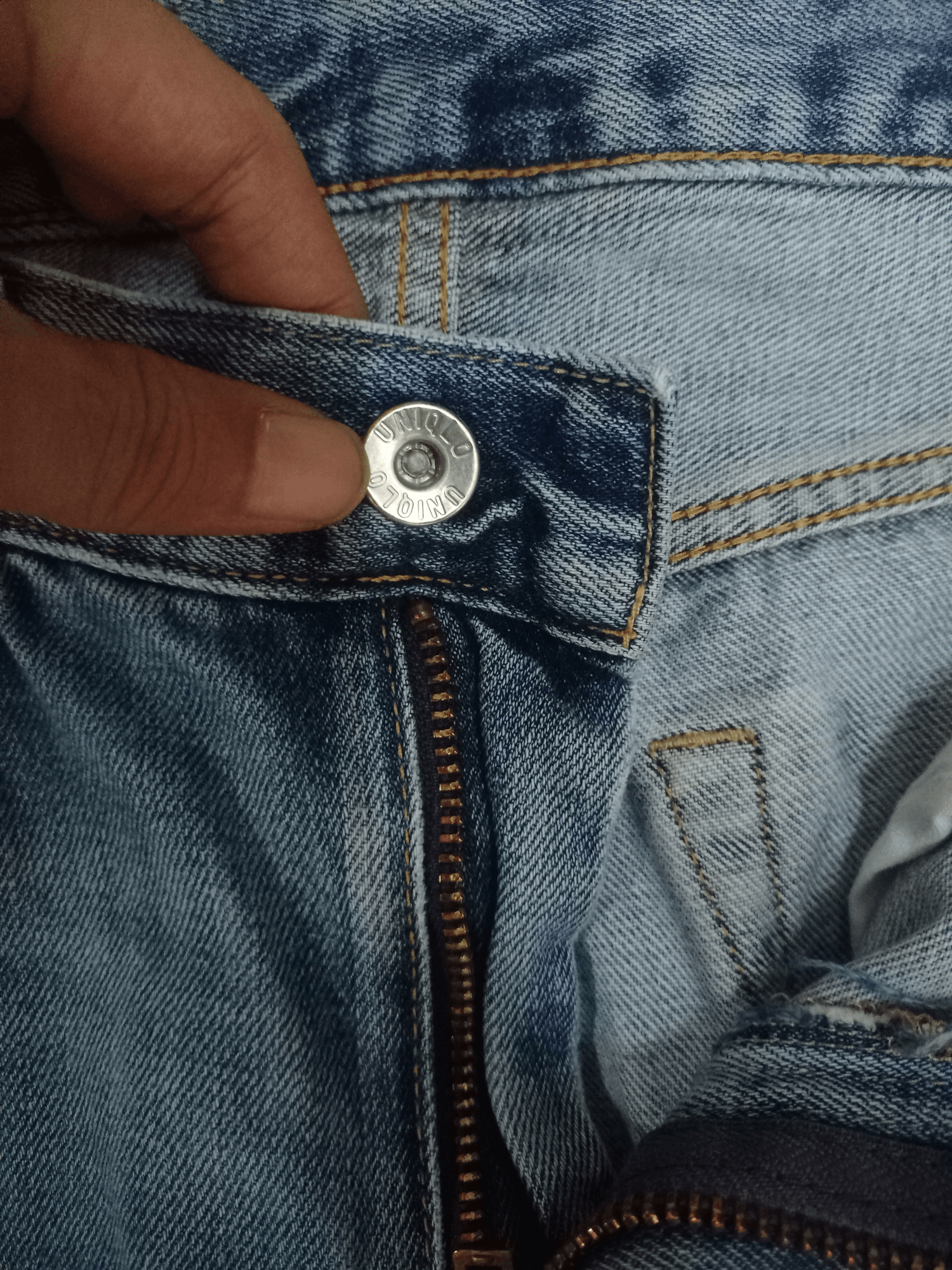 Japanese Brand × Uniqlo Vintage Japanese Uniqlo Blue Wash Distressed Jeans 30x30 Size US 30 / EU 46 - 3 Thumbnail