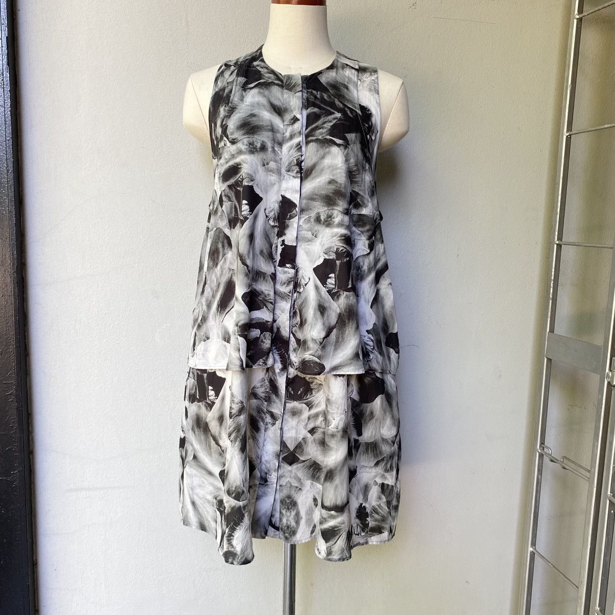 Alexander McQueen ALEXANDER MQUEEN Black & White Abstract Sleeveless Dress Size XS / US 0-2 / IT 36-38 - 19 Thumbnail