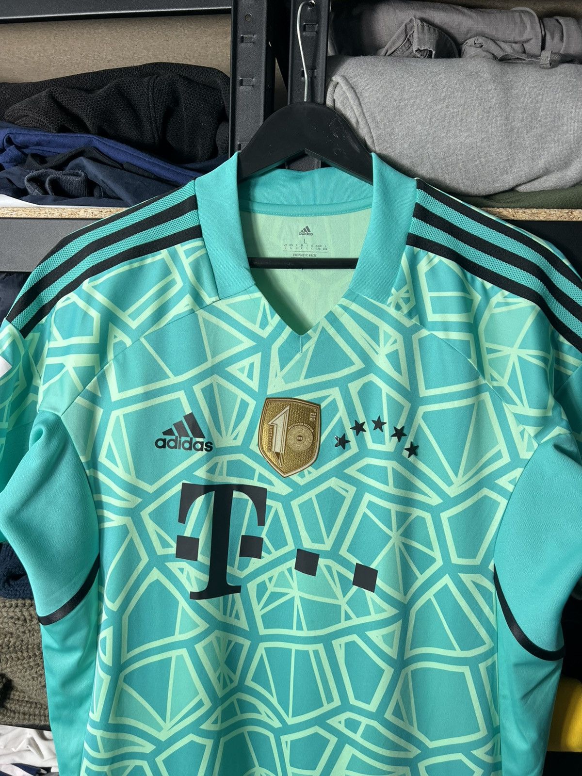 Adidas Adidas FC Bayern Munich Sommer #27 Football Jersey Shirt Size US L / EU 52-54 / 3 - 12 Thumbnail