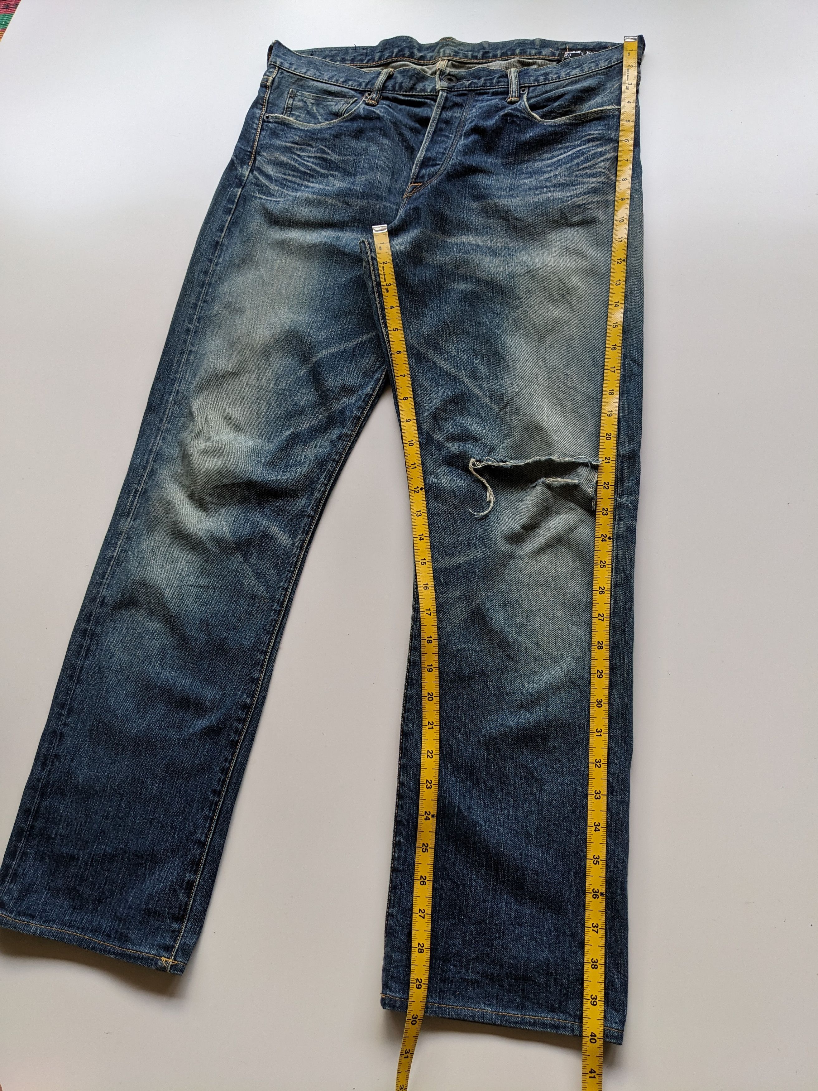 KURO KURO Diamante distressed jean Size US 35 - 11 Thumbnail
