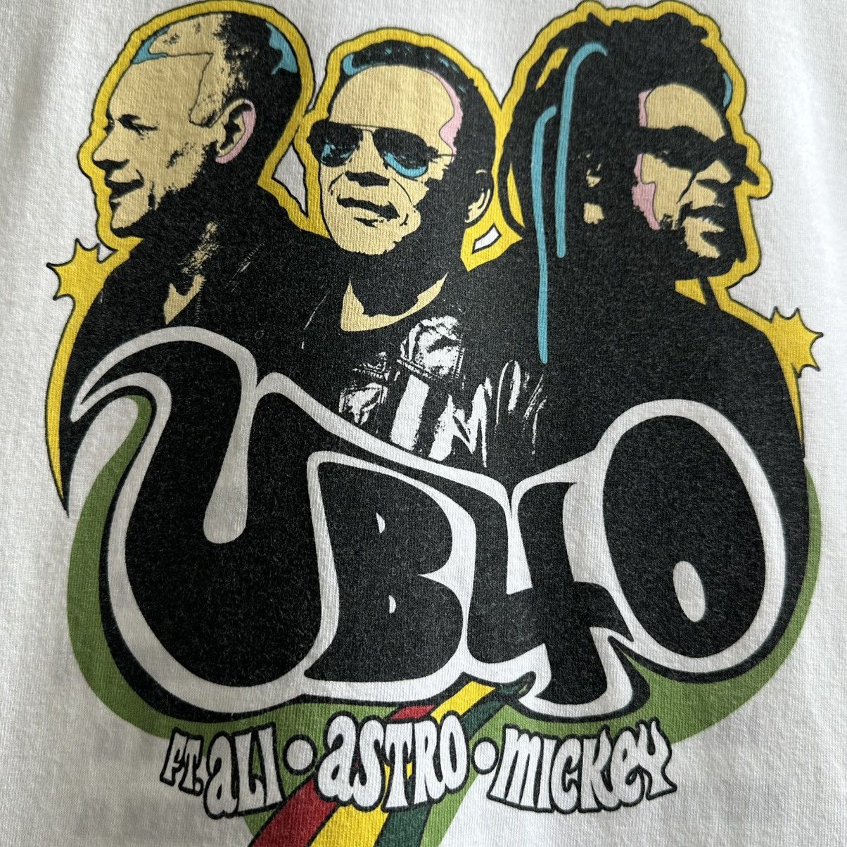 Band Tees × Vintage Vintage UB40 The Labour of Love Band Tour Tee Size US M / EU 48-50 / 2 - 3 Thumbnail
