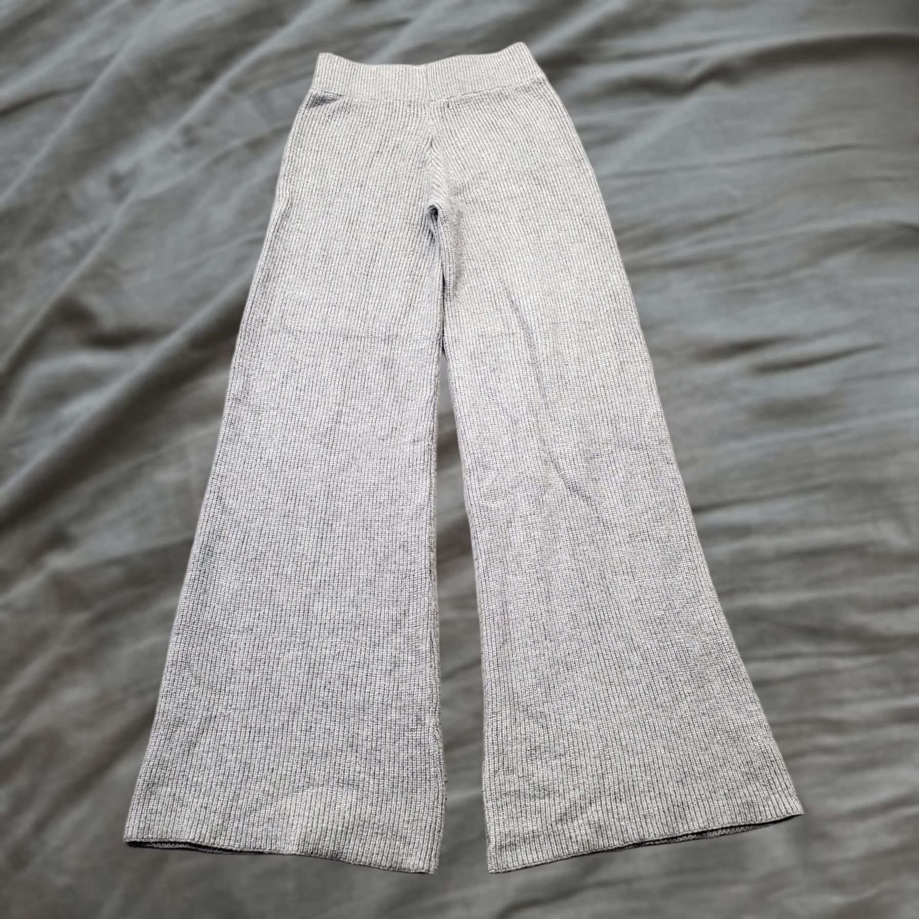 Vintage Sincerely Jules Trouser Pants Women's M Gray Knit Wide Leg Elastic Waist Shirt Pants Womens Medium Gray Knit Wide Leg Elastic Waist Size 32" / US 10 / IT 46 - 1 Thumbnail