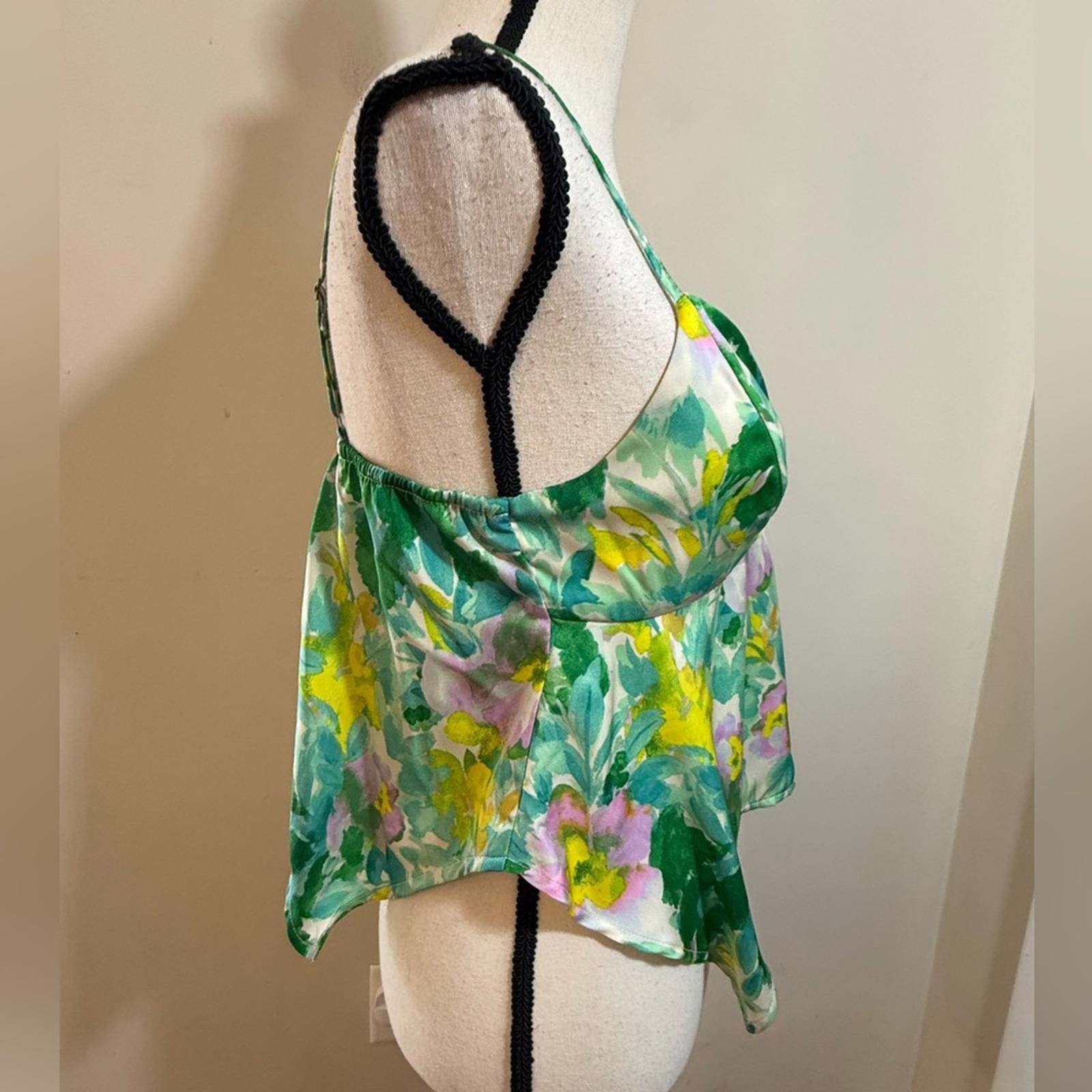 Other Wild Fable pastel floral crop tank handkerchief hem SZ SM Size S / US 4 / IT 40 - 2 Thumbnail