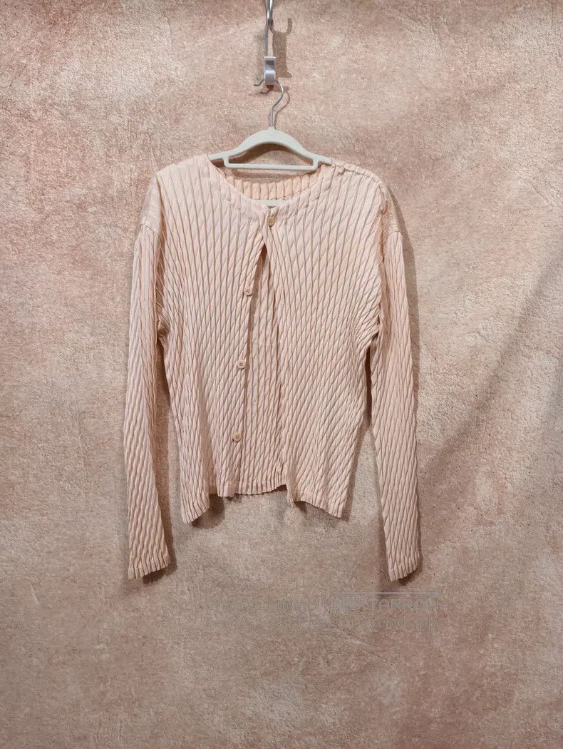 Issey Miyake Issey Miyake Main Line Fish Scale Cardigan Size M / US 6-8 / IT 42-44 - 2 Thumbnail