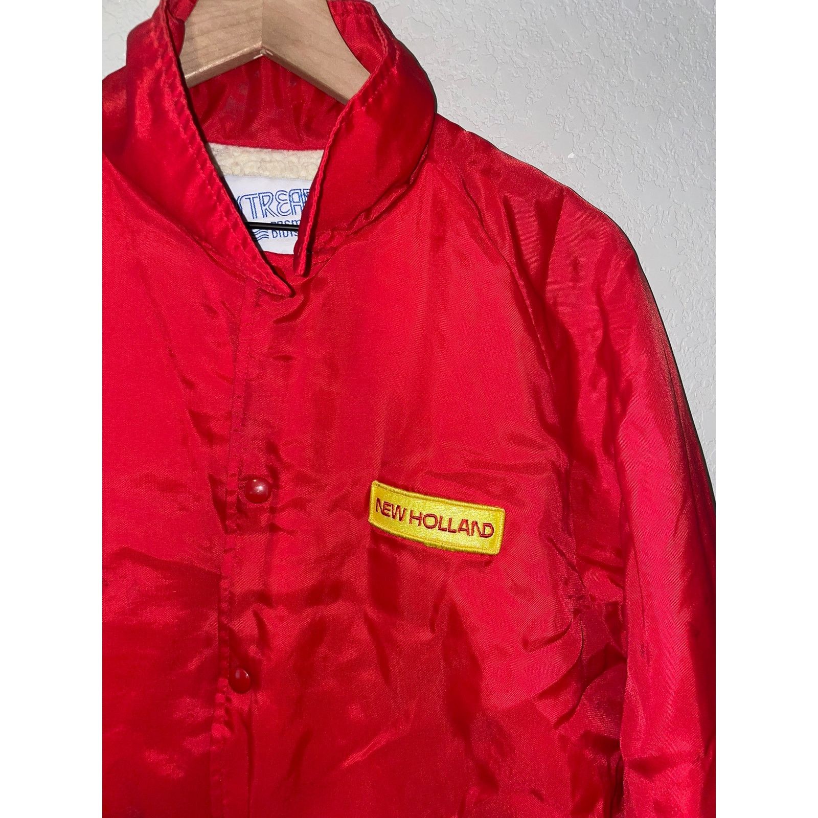 Vintage Vintage New Holland Red Bomber Jacket Upstream Lined VTG XL Size US XL / EU 56 / 4 - 2 Thumbnail