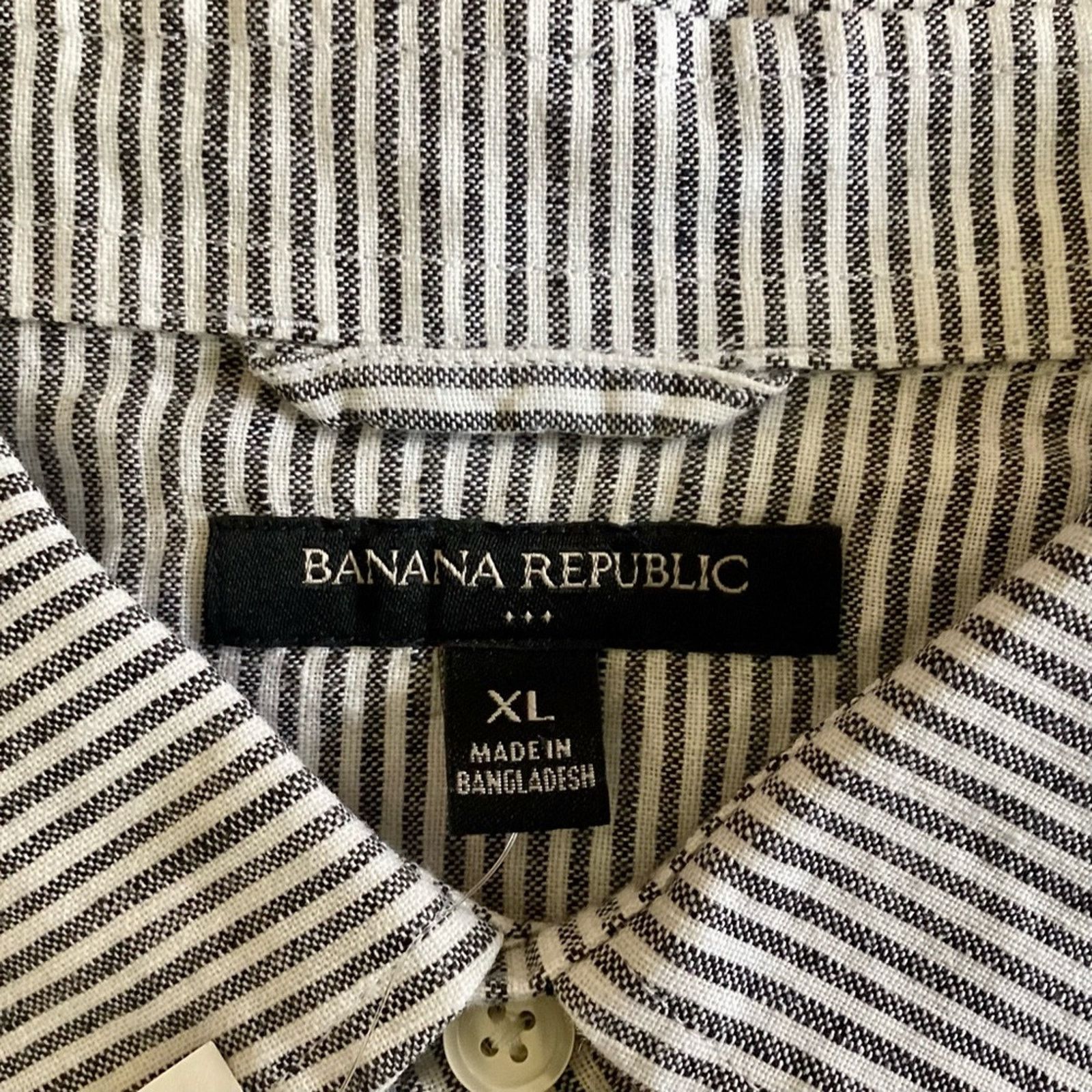 Banana Republic Banana Republic Linen/Cotton Blend Button Down Size US XL / EU 56 / 4 - 3 Thumbnail