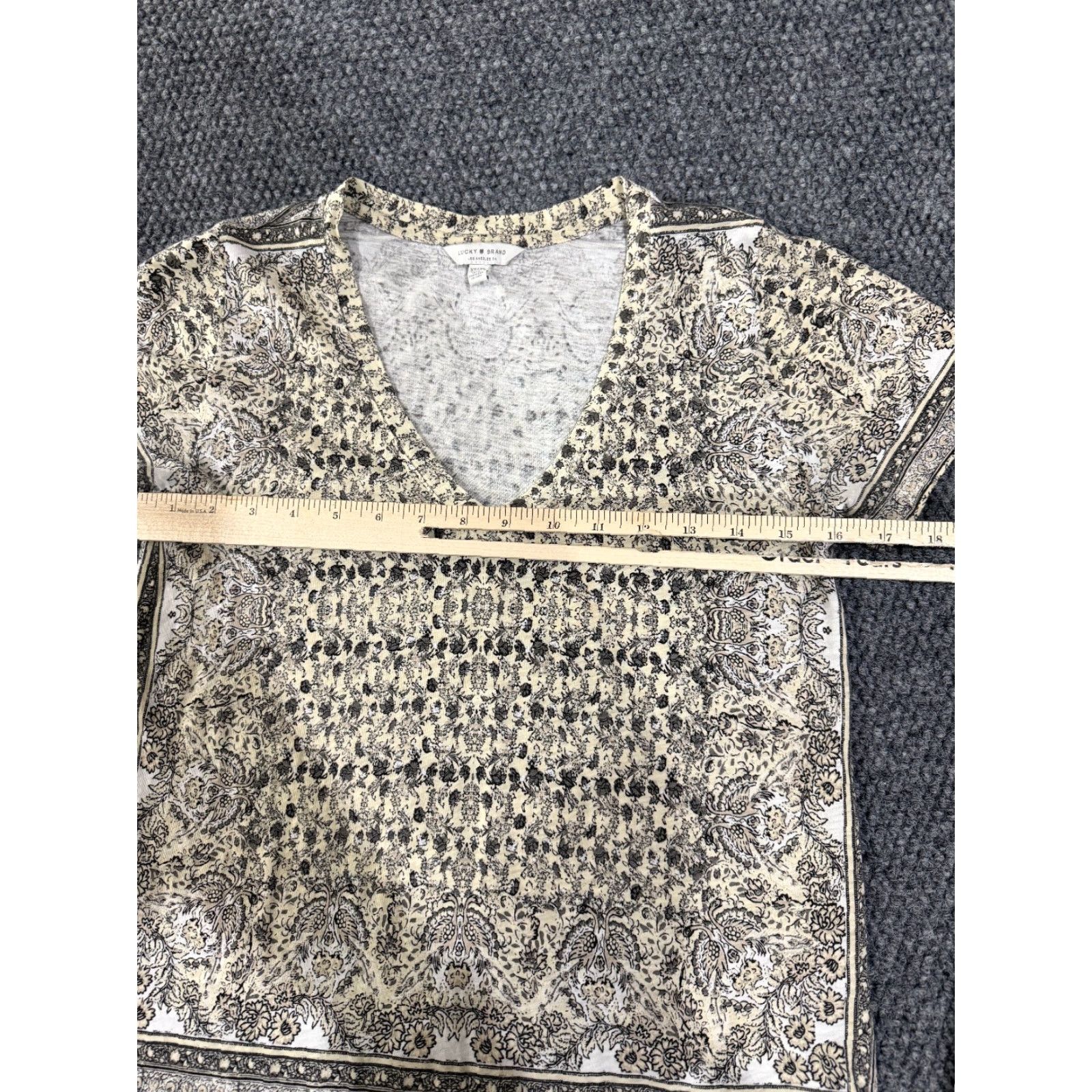 Lucky Brand Lucky Brand Blouse Shirt Womens XS Beige Black Floral Paisley Short Sleeve Boho Tunic V-Neck Lightweight Casual Regular Cotton Modal Rayon Modern Size XS / US 0-2 / IT 36-38 - 4 Thumbnail