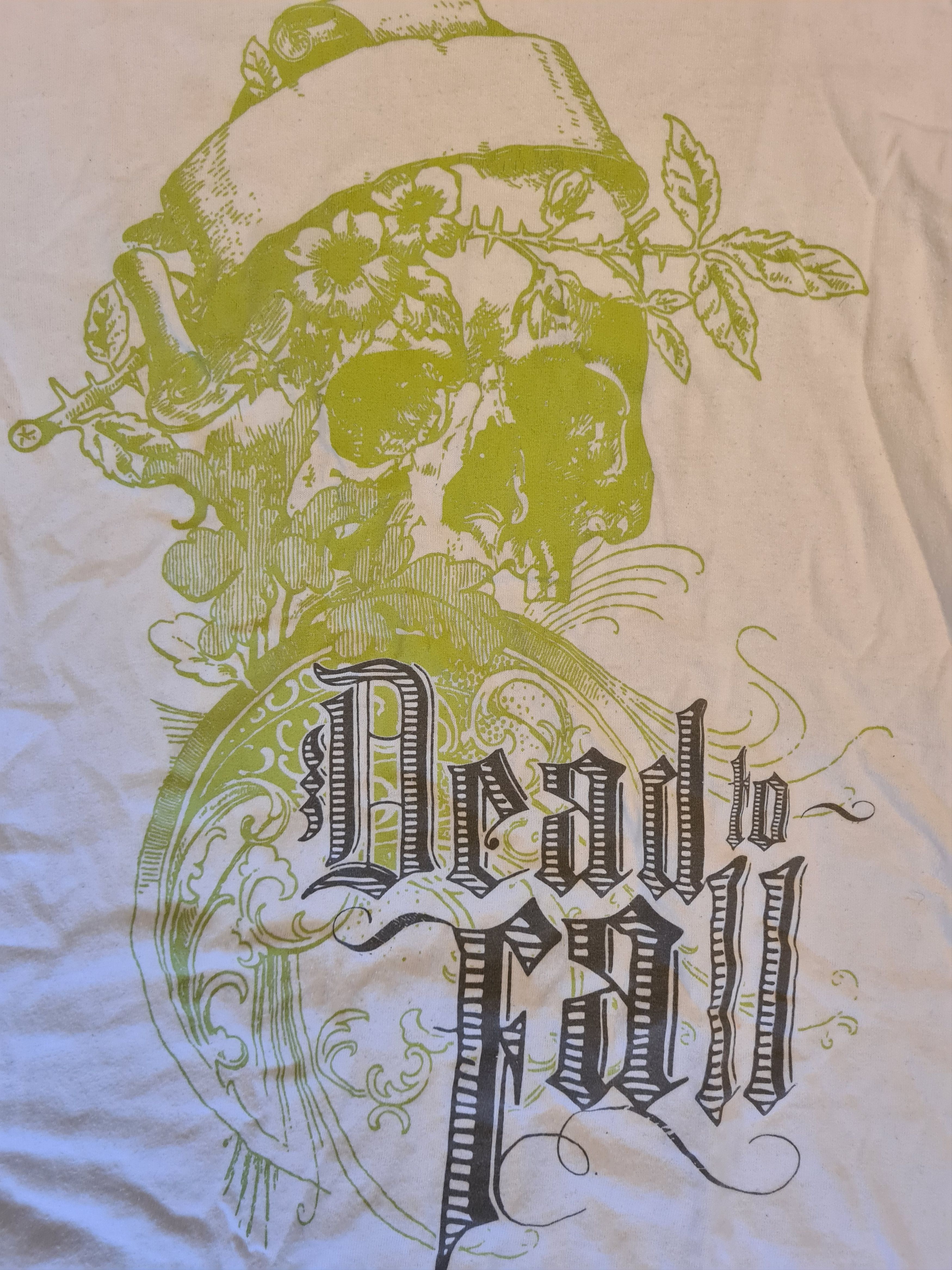 Band Tees Dead To Fall Shirt metal core hatebreed undying zao Size US S / EU 44-46 / 1 - 3 Thumbnail