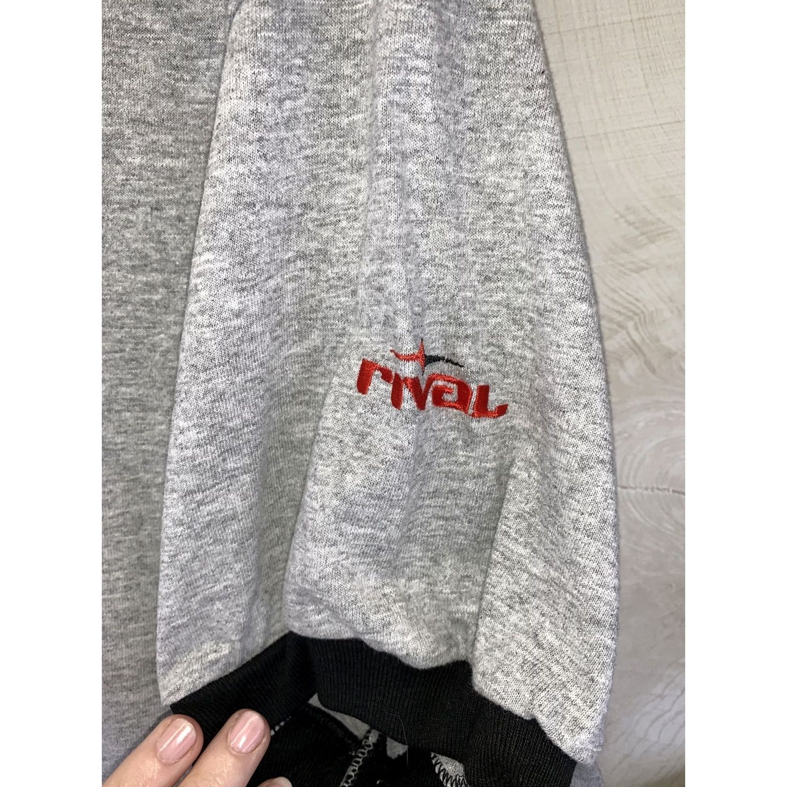 Red Wing VINTAGE Rival 90s Ringer Shirt Mens Short Sleeve Crew Neck Embroidered Red Wings M Gray Size US M / EU 48-50 / 2 - 5 Thumbnail