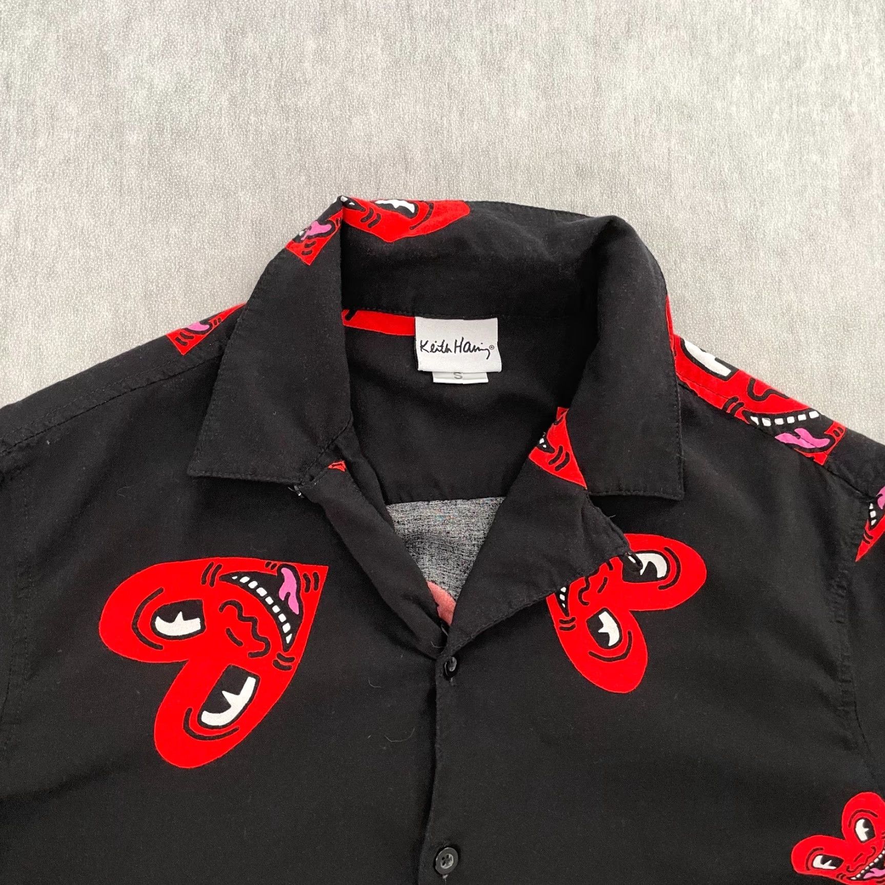 Vintage Keith Haring Shirt Adult Small Black Red Heart Face Print Button Up Rayon Mens S Size US S / EU 44-46 / 1 - 3 Thumbnail