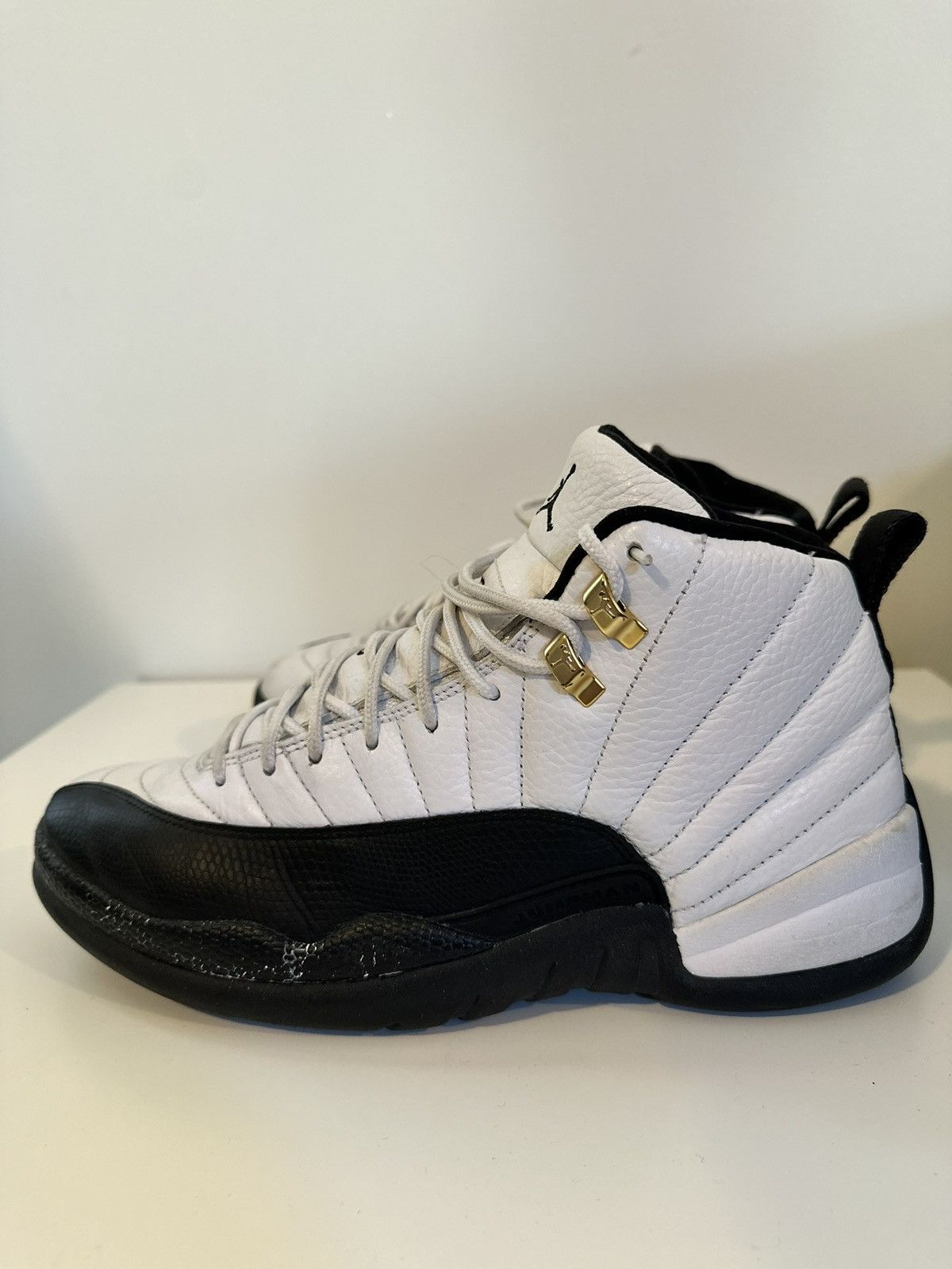 Nike Nike Air Jordan 12 “Taxi” Countdown Pack (11/12) Size US 10 / EU 43 - 3 Thumbnail