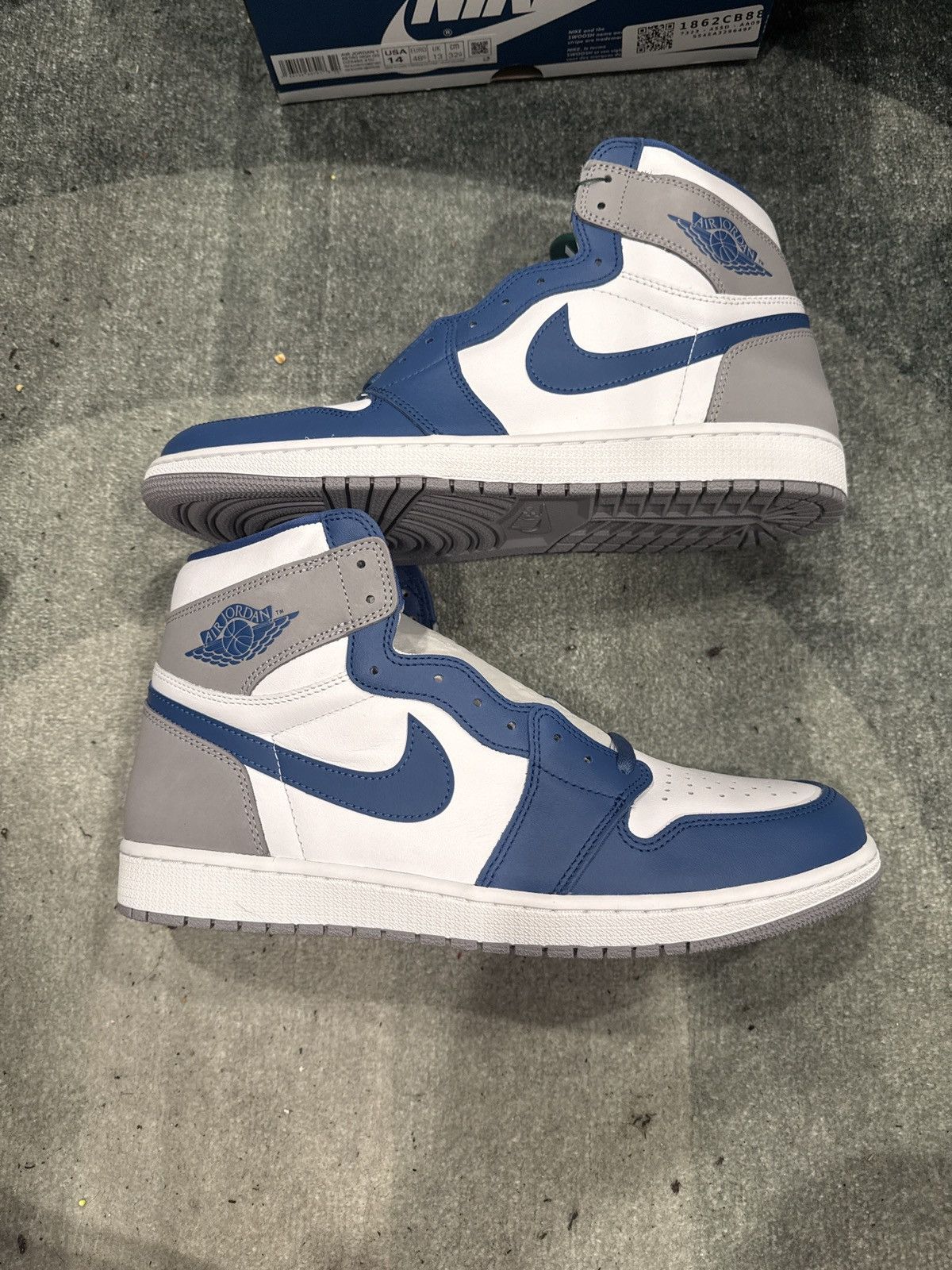 Jordan Brand Jordan 1 Retro High OG True Blue Size US 14 / EU 47 - 1 Thumbnail