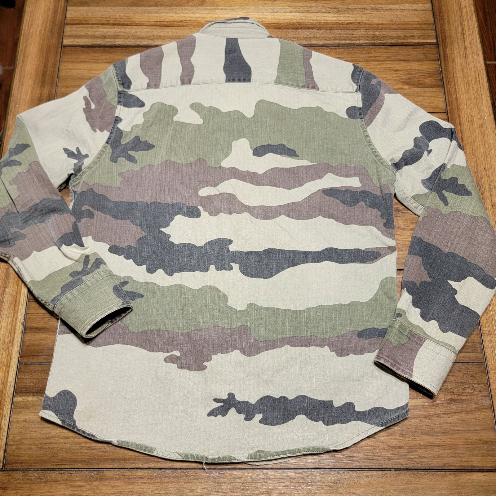 Sean John Sean John Green Camo Full Button Shacket - Size Medium Size US M / EU 48-50 / 2 - 4 Thumbnail