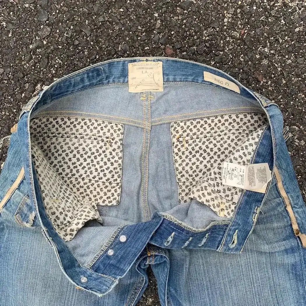 Jimmy Taverniti DESIGNER DENIM TAVERNITI JEANS BY JIMMY TAVERNITI DISTRESSED Size US 33 - 14 Thumbnail
