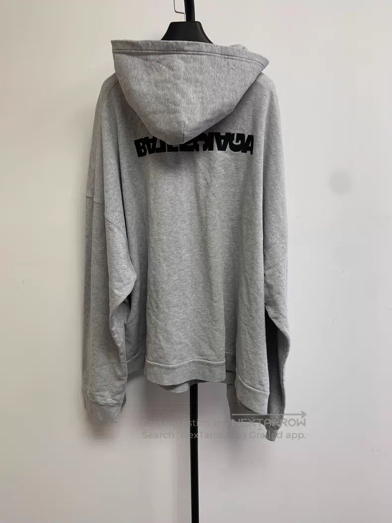 Balenciaga Balenciaga Logo printed hooded zip-up long-sleeve sweatshi Size US XXL / EU 58 / 5 - 2 Thumbnail