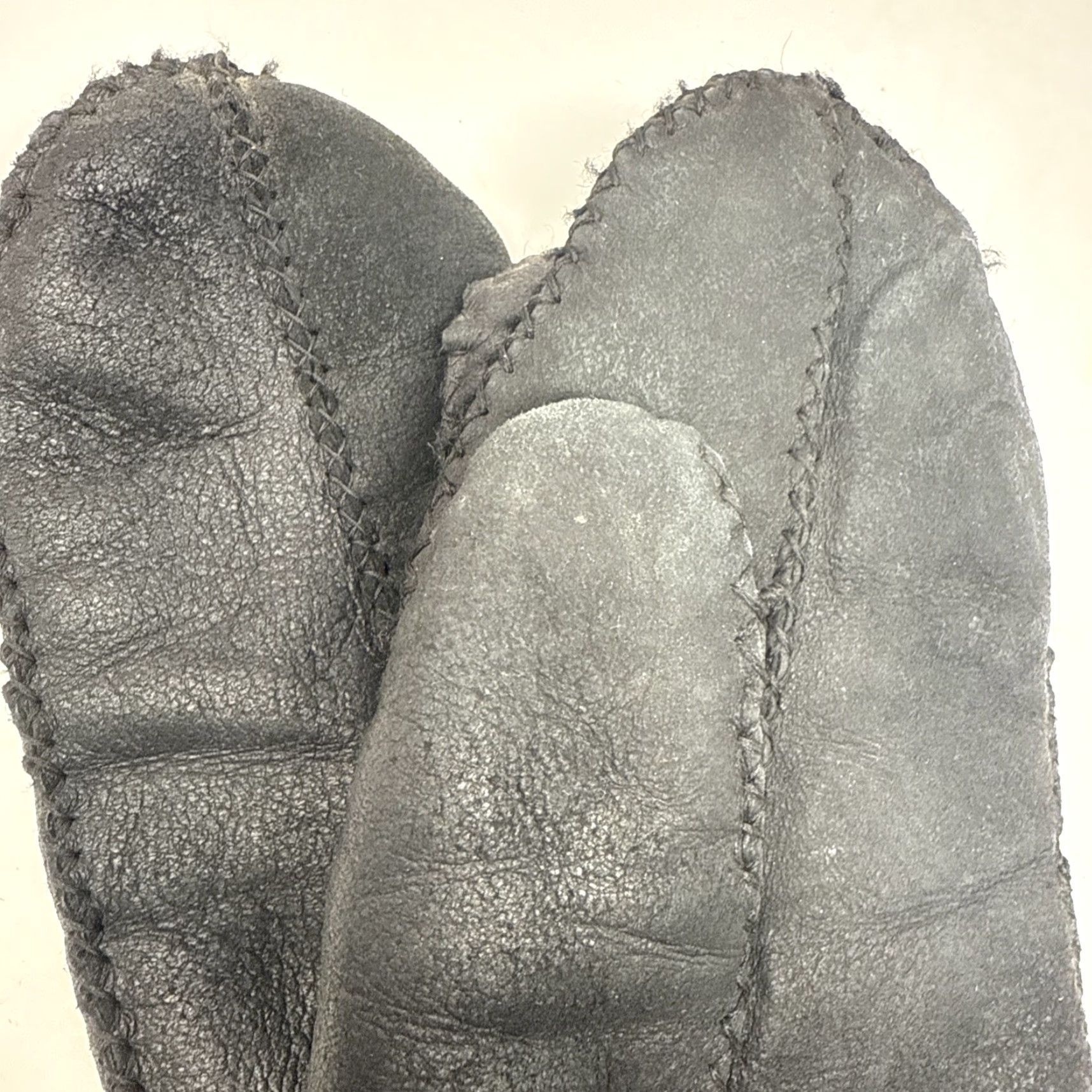 Vintage VINTAGE Real Sheepskin Gloves Mittens Women’s M Black Winter Mitten Handwear Womens Winter Accessories Size ONE SIZE - 8 Thumbnail