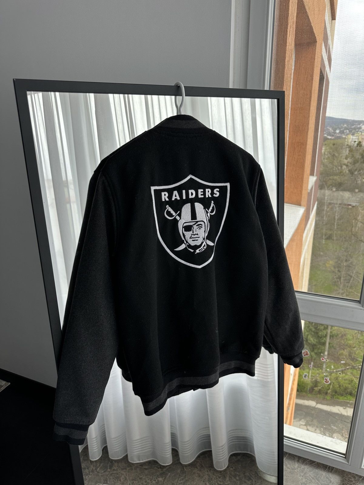 NFL × Vintage Vintage Oakland Raiders NFL Varsity Bomber Jacket Size US S / EU 44-46 / 1 - 7 Thumbnail