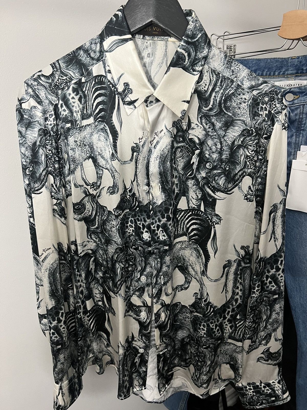 Louis Vuitton Kim jones/ Chapman brothers design silk shirt Size US S / EU 44-46 / 1 - 1 Thumbnail