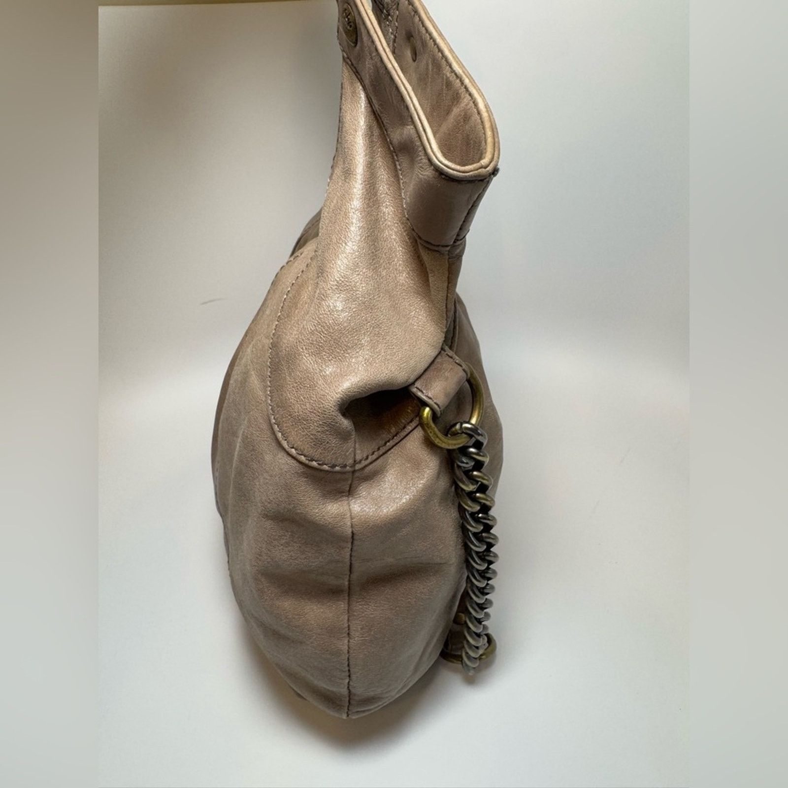 Hobo Hobo 2Way Taupe Leather Shoulder Bag w/Chain Strap Boho Chic Size ONE SIZE - 6 Thumbnail