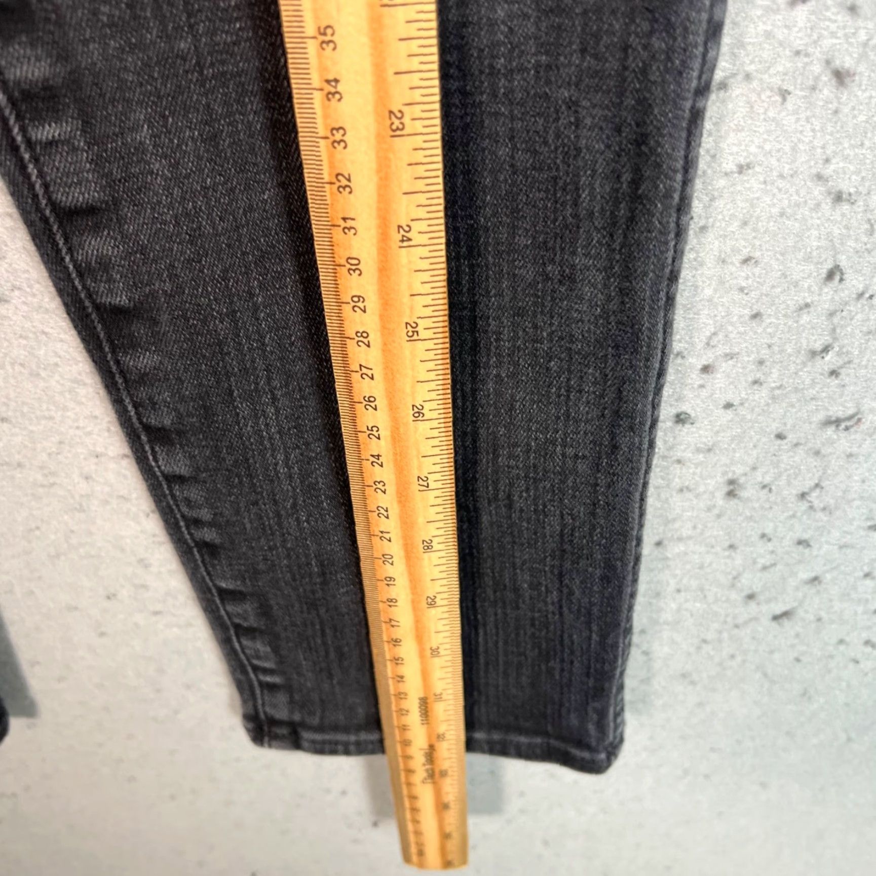 Madewell Madewell Womens Stovepipe Jeans Size 25 P Black Denim Cotton Blend Size 42" / US 20 - 7 Thumbnail