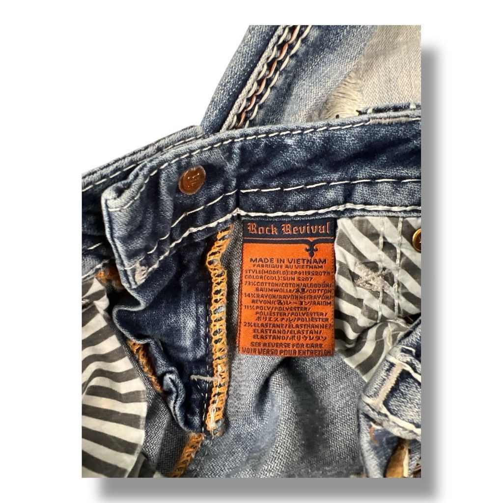 Rock Revival Rock Revival Y2K Sun Cropped Distressed Skinny Low Rise Jean Size 26" / US 2 / IT 38 - 3 Thumbnail