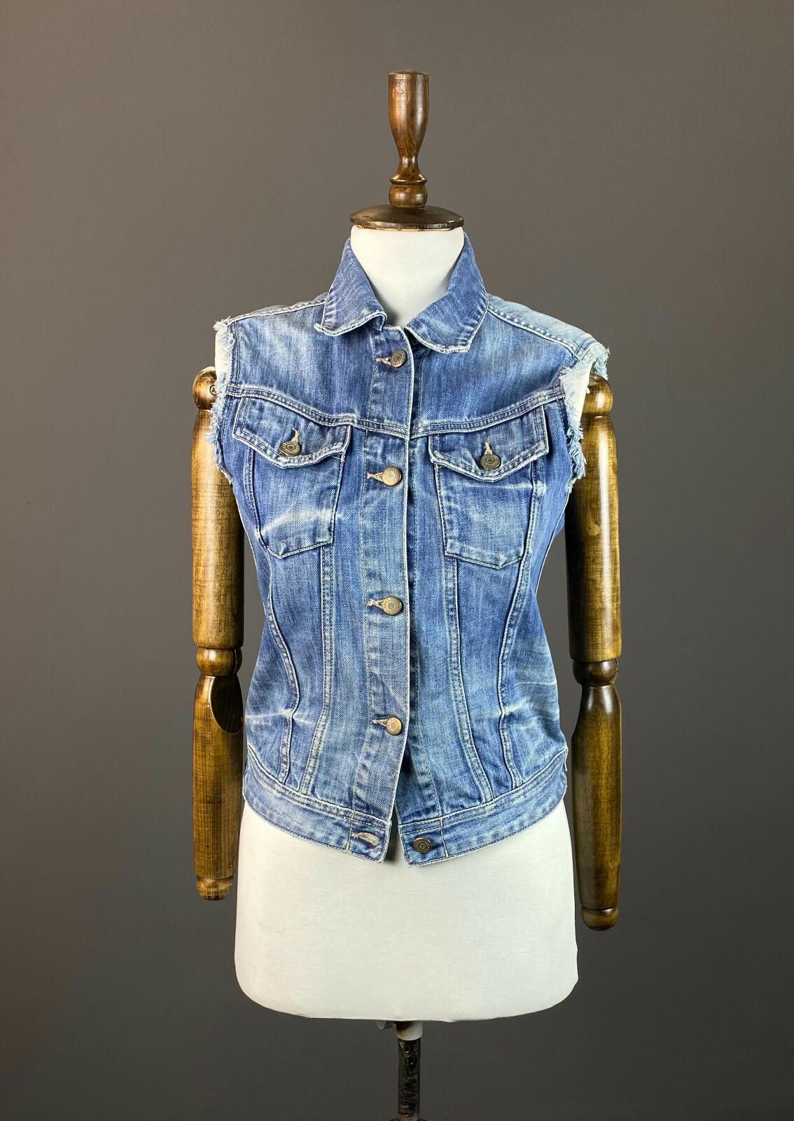 Edwin Edwin W'Chanty Vest Blue Denim Sleeveless Vest Jacket Size S Size S / US 4 / IT 40 - 1 Thumbnail