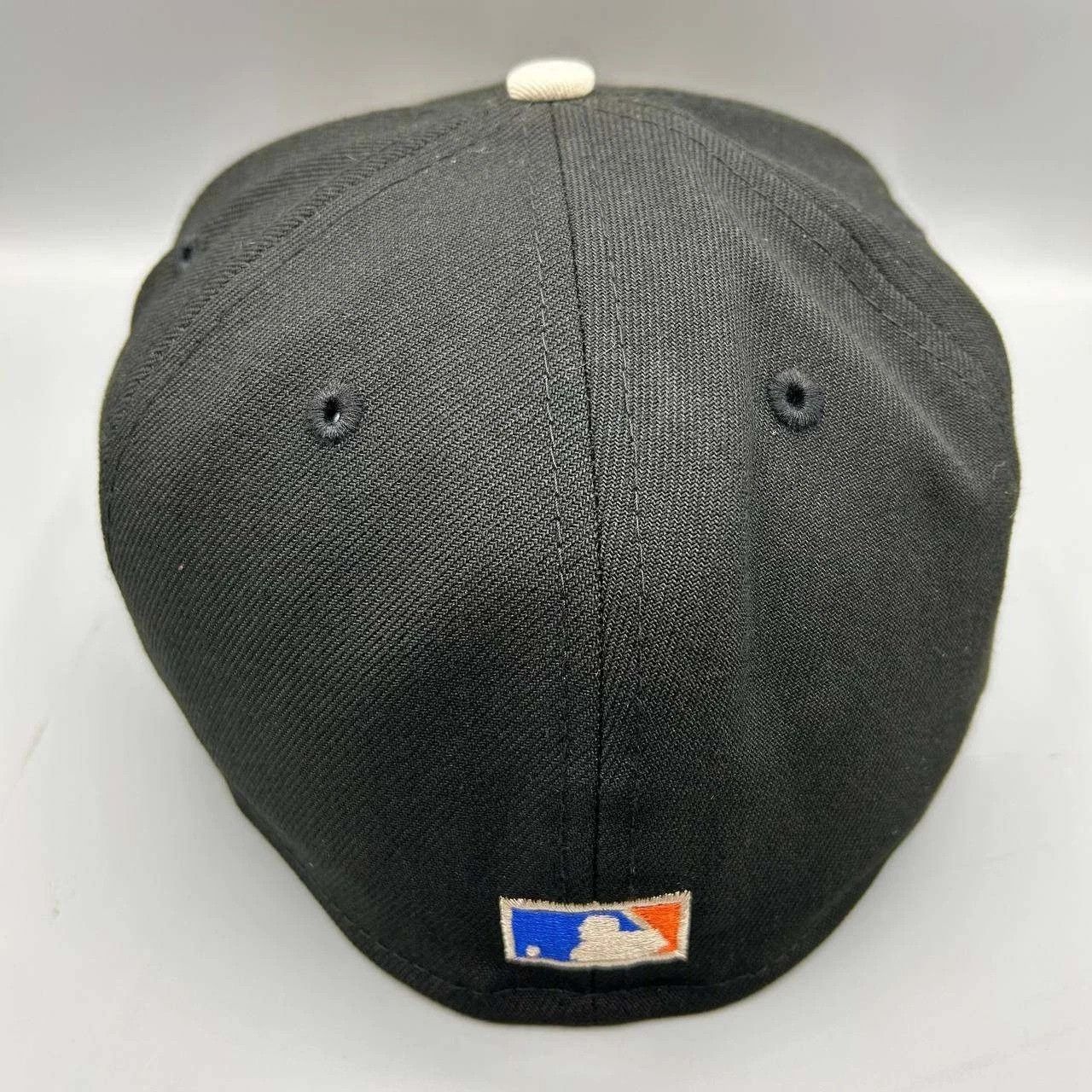 New Era Baltimore Orioles Gingerbread Hat Men 7 Black Fitted Cap New Size ONE SIZE - 8 Thumbnail
