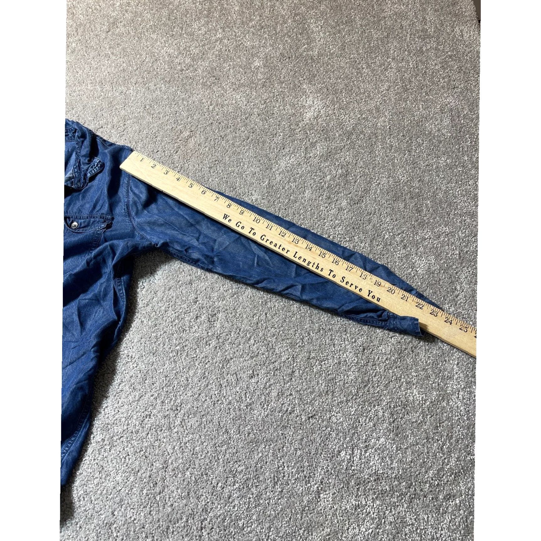 Gap **Gap Denim Popover Dress Blue Womens Long Sleeve** User: Gap Denim Popover Dress Blue Womens Long Sleeve Size M / US 6-8 / IT 42-44 - 7 Thumbnail
