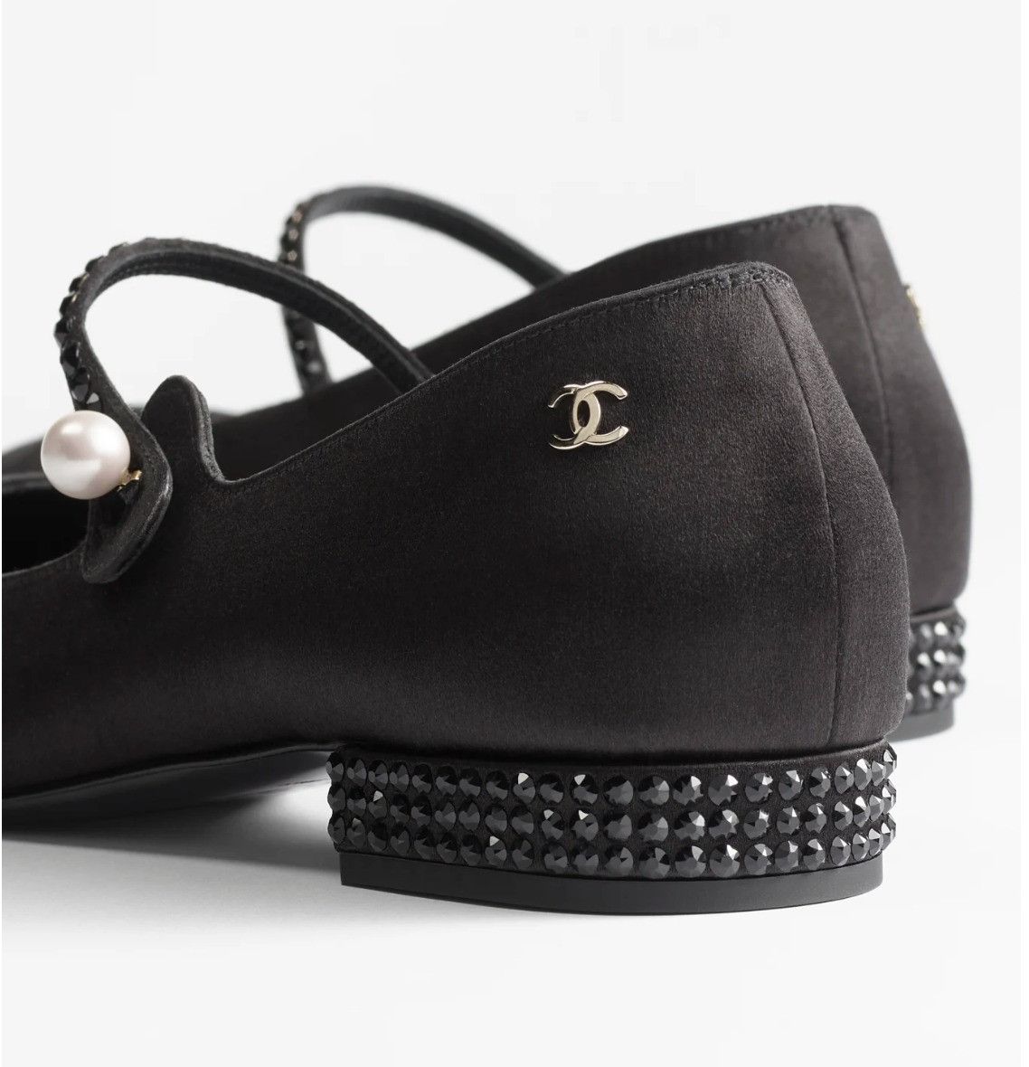 Chanel Chanel 24B Crystal CC Logo Mary Jane Strap Ballet Flat 37 Size US 7 / IT 37 - 8 Thumbnail