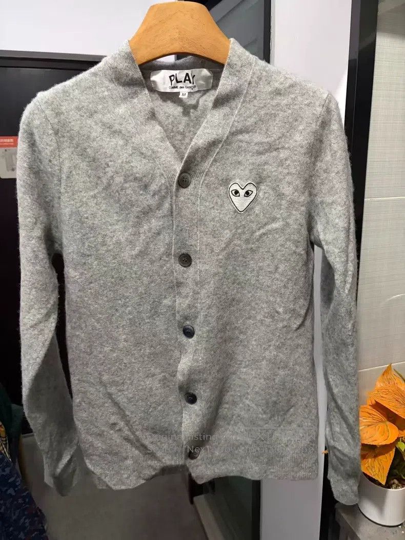 Comme des Garcons Comme Des Garcons Classic Cashmere Cardigan Size M / US 6-8 / IT 42-44 - 1 Thumbnail