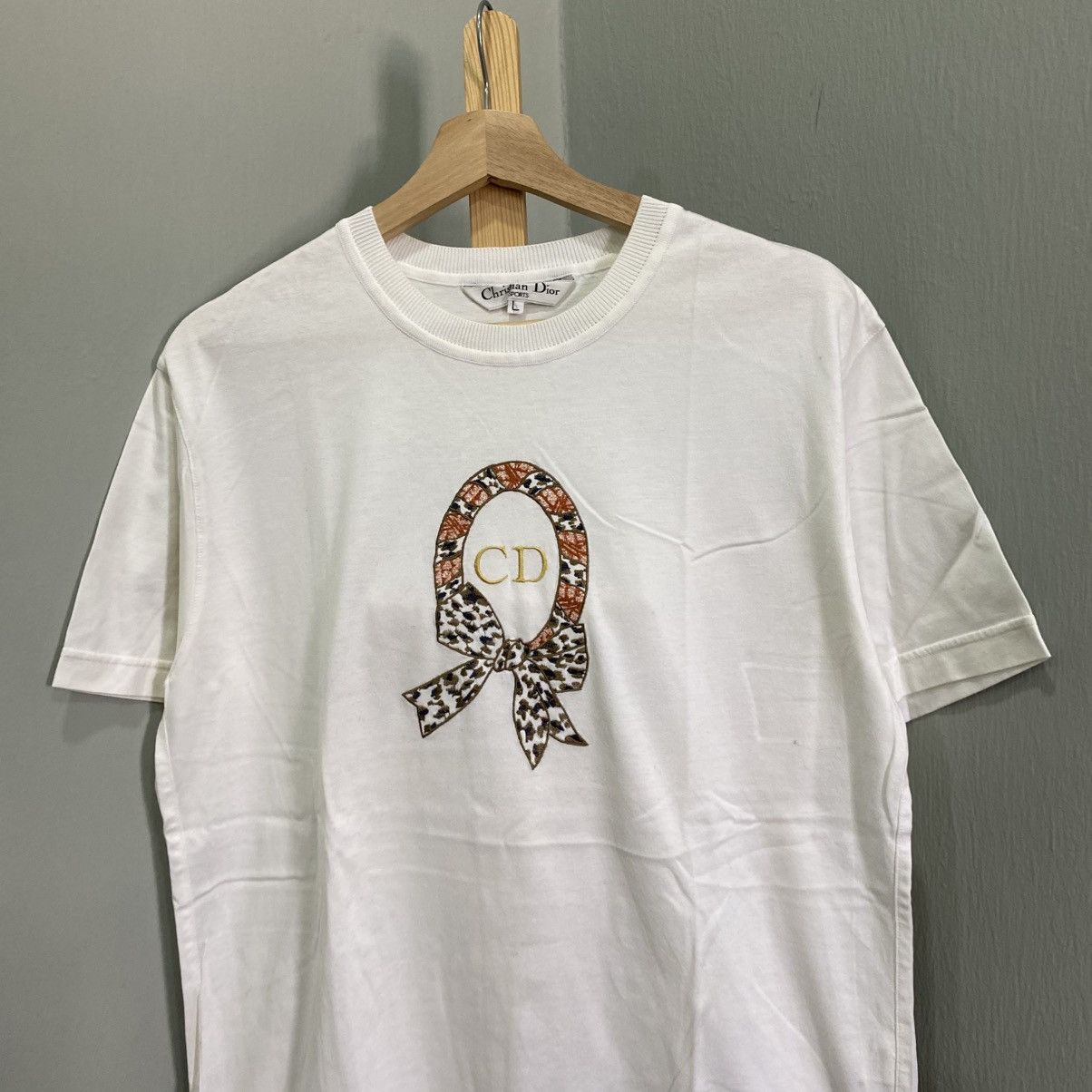 Christian Dior Monsieur Vintage Christian Dior "CD" Leopard Print Bow Graphic TShirt Size US L / EU 52-54 / 3 - 3 Thumbnail