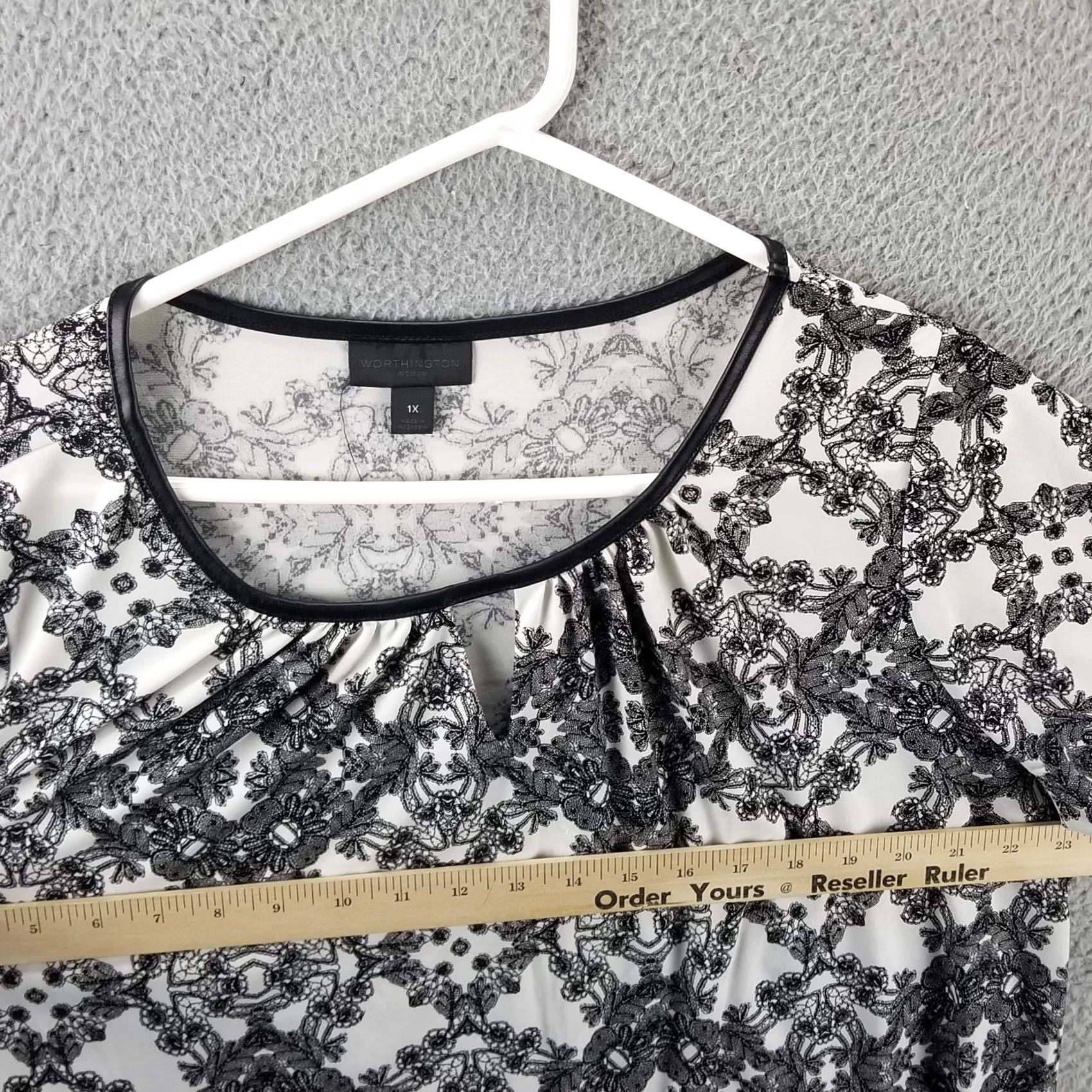 Worthington Worthington Geometric Stretch Blouse Women Plus Size 1X Top Black Geometric, Shirt, Blouse, 1X, Plus, Worthington, Women, Black, Geometric, Stretch Size XL / US 12-14 / IT 48-50 - 6 Thumbnail