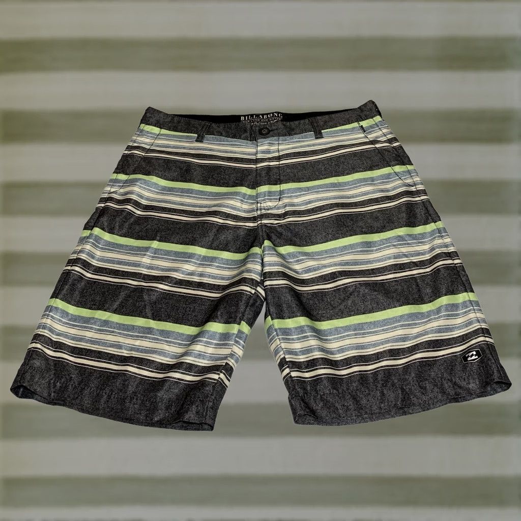 Billabong Billabong for Land and Water Platinum Stretch Swim Trunks Bottom Mens 34 Camouflage Multicolor 89% Polyester 11% Spandex Stretch Recreational Size US 34 / EU 50 - 1 Thumbnail