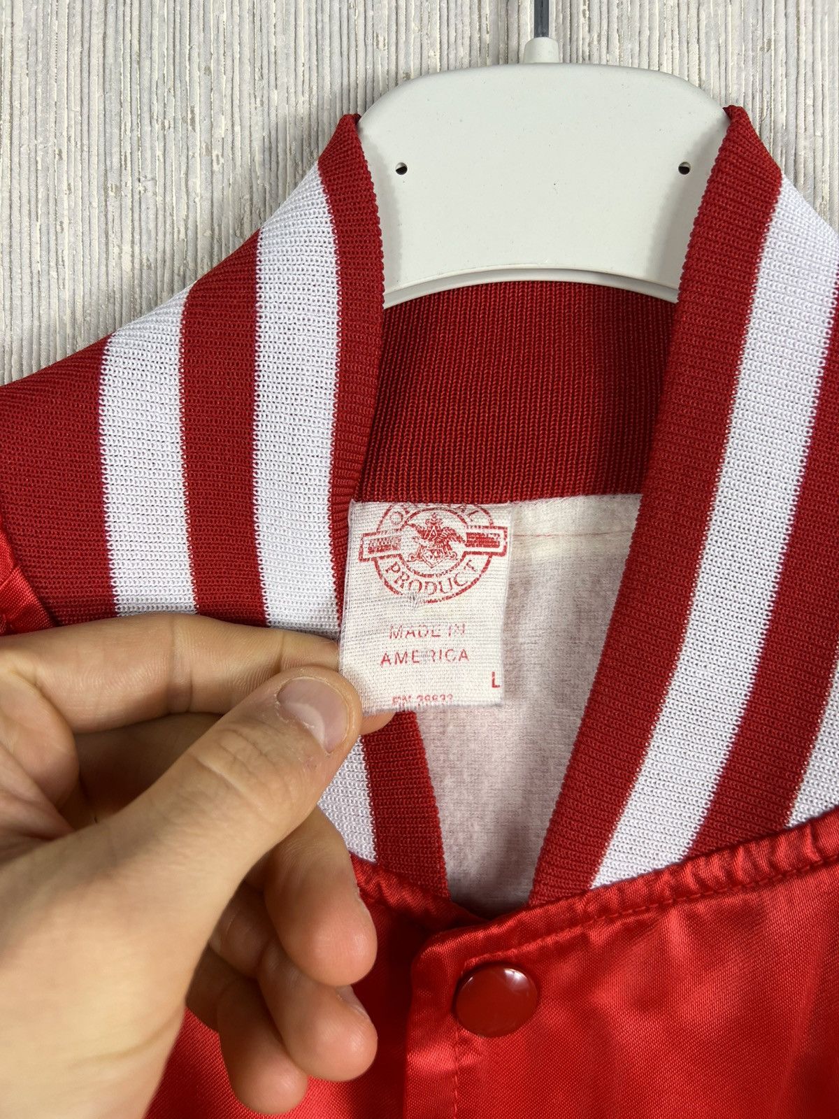 Vintage Vintage Budweiser official product satin beer bomber jacket Size US L / EU 52-54 / 3 - 17 Thumbnail
