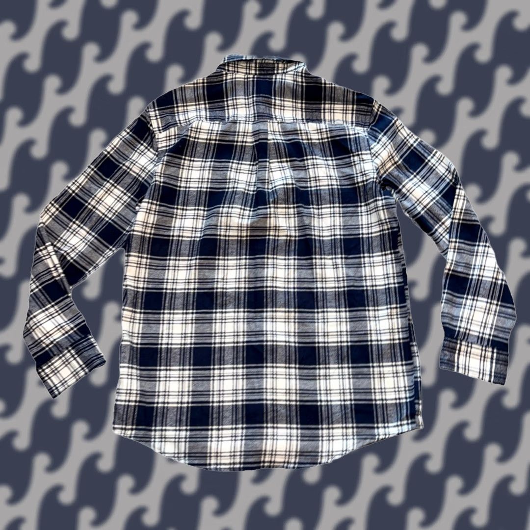 Chaps Chaps Performance Flannel Shirt Men’s M Navy Blue Plaid Button-Up NWT Size US M / EU 48-50 / 2 - 1 Thumbnail