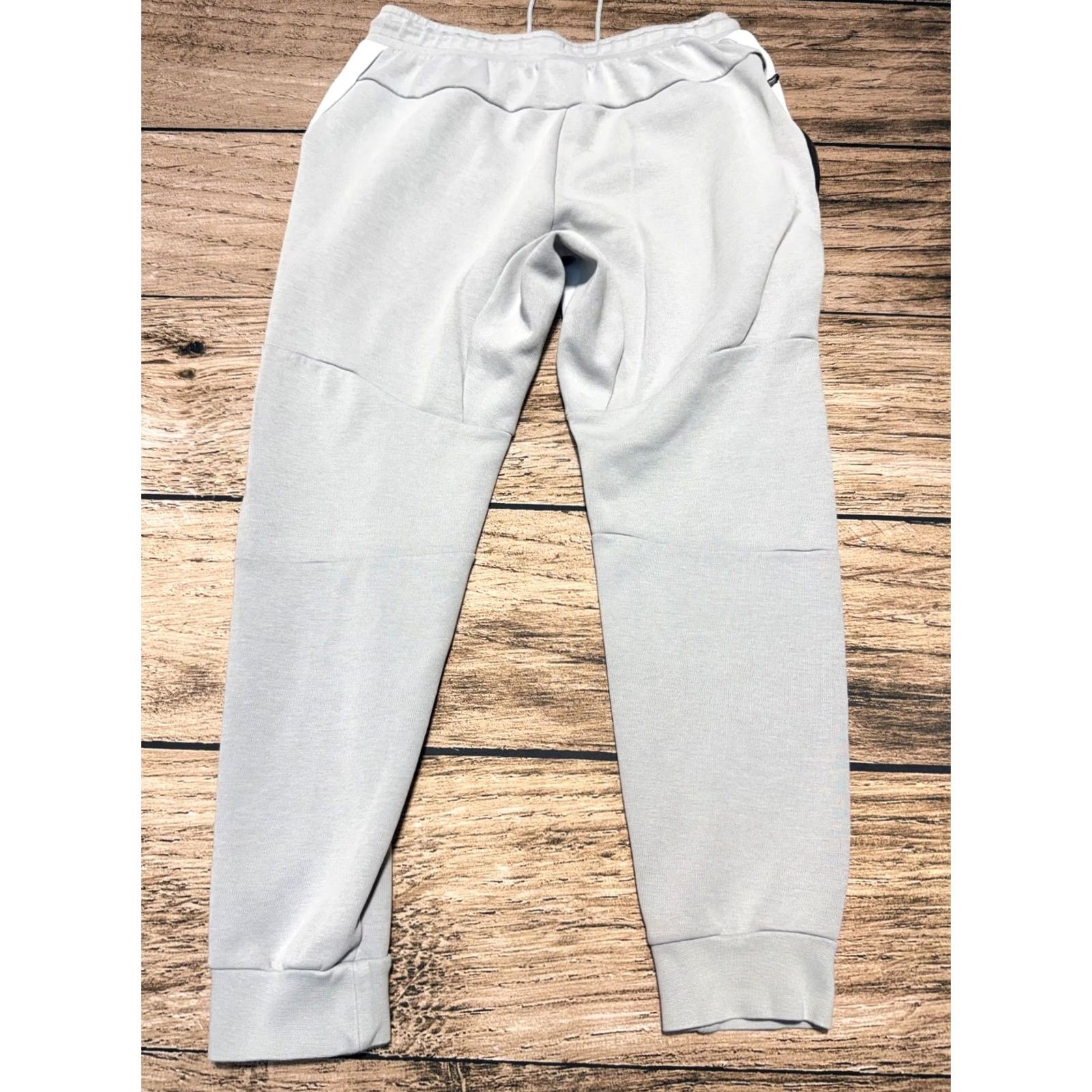 Nike Nike Tech Fleece Joggers Mens L Gray Slim Tapered Sweatpants 805162-077 Size US 33 - 4 Thumbnail