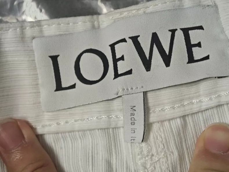 Loewe LOEWE White cotton shorts Size 42" / US 20 - 3 Thumbnail