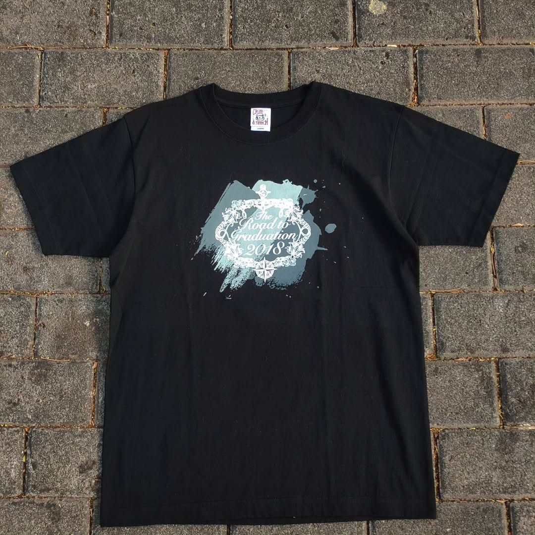 Band Tees Sakura Gakuin BABYMETAL Road To Graduation 2018 Tee Size US L / EU 52-54 / 3 - 1 Thumbnail