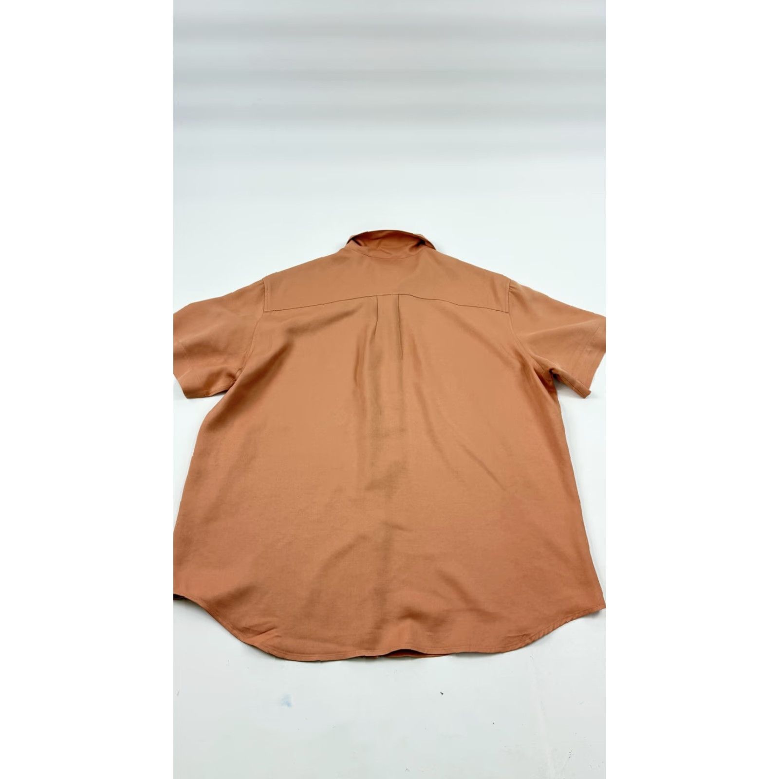 Talbots Talbots Shirt Womens 12 Tan Pure Silk Short Sleeve Button Front Camp Blouse Size XL / US 12-14 / IT 48-50 - 5 Thumbnail