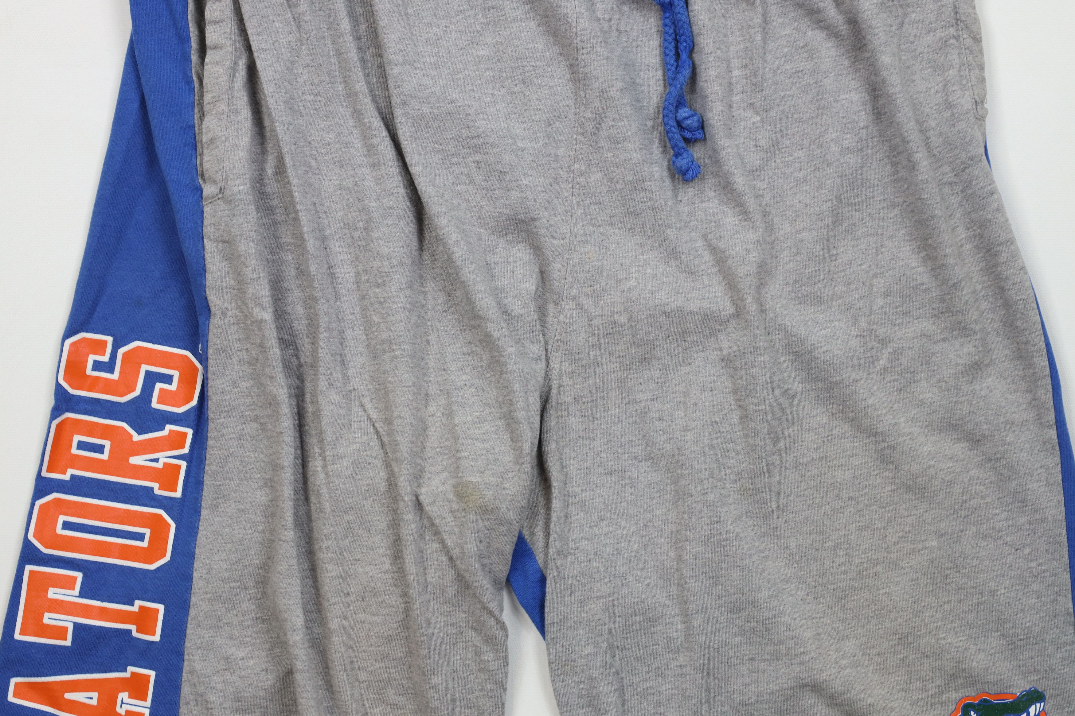 Starter Vintage 90s Starter University of Florida Shorts Gray Blue Size US 32 / EU 48 - 3 Thumbnail