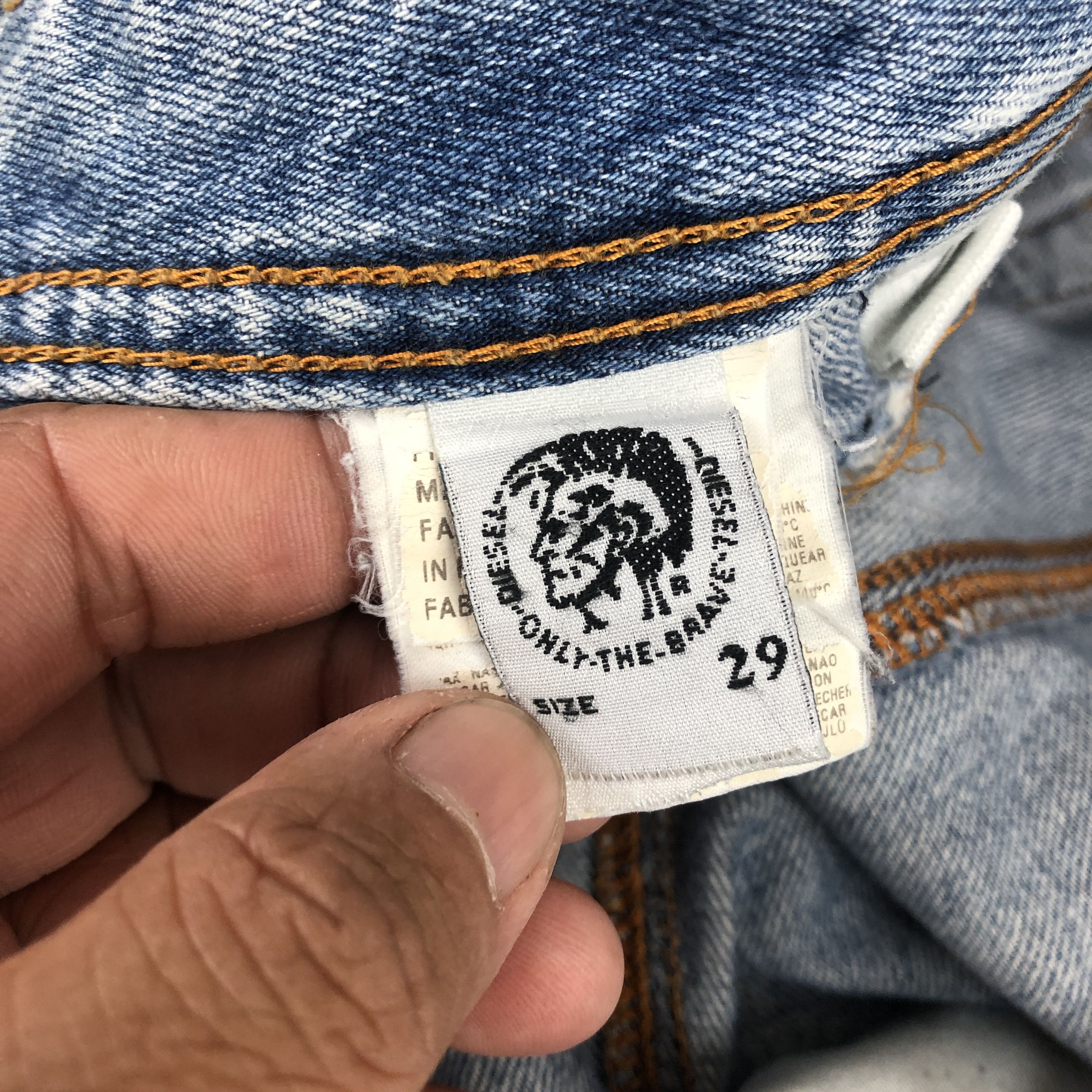 Diesel Vintage Diesel Light Wash Jeans Sun Faded Distressed Denim Size 28" / US 6 / IT 42 - 8 Thumbnail