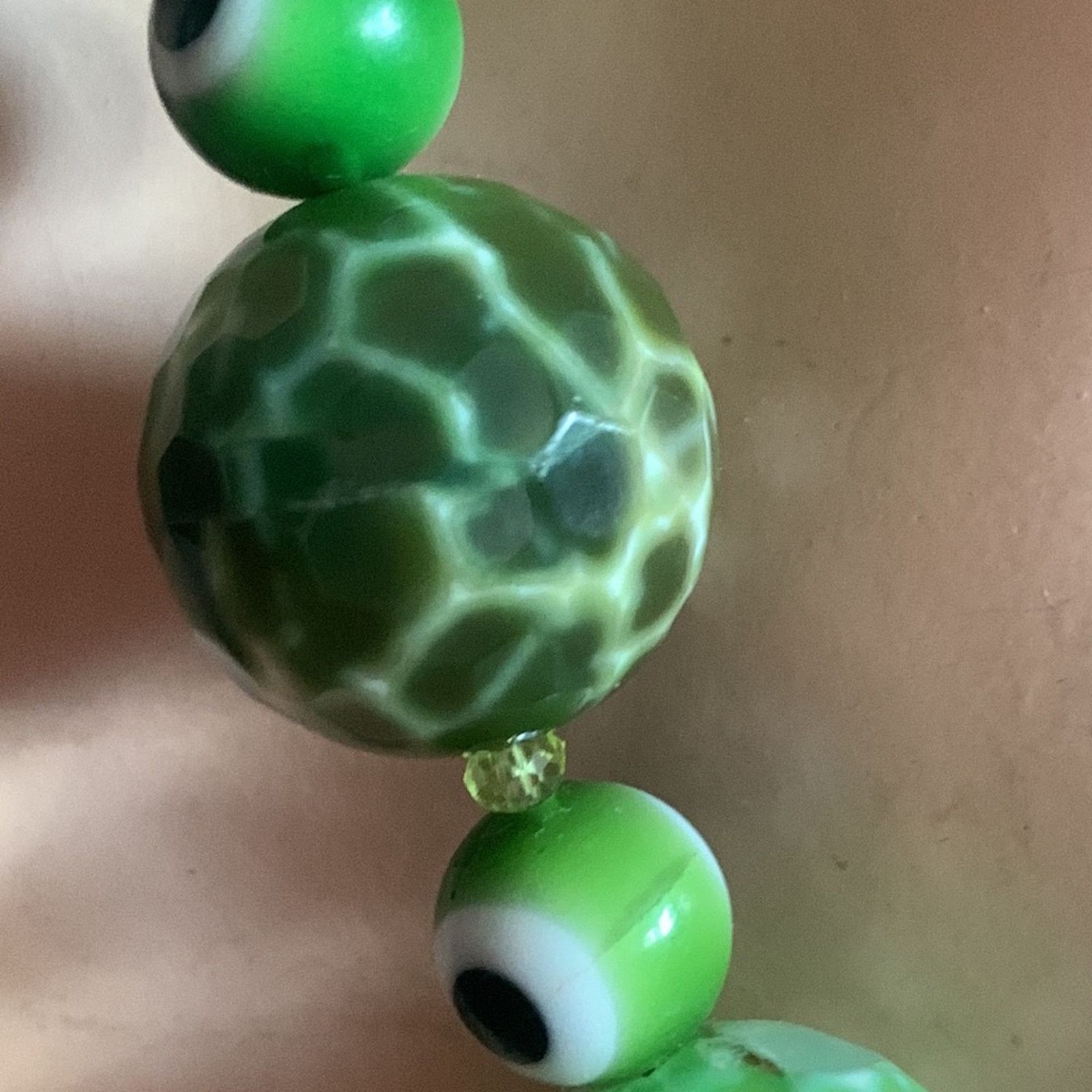 Vintage Green evil eye beads and textured stones necklace Size ONE SIZE - 6 Thumbnail