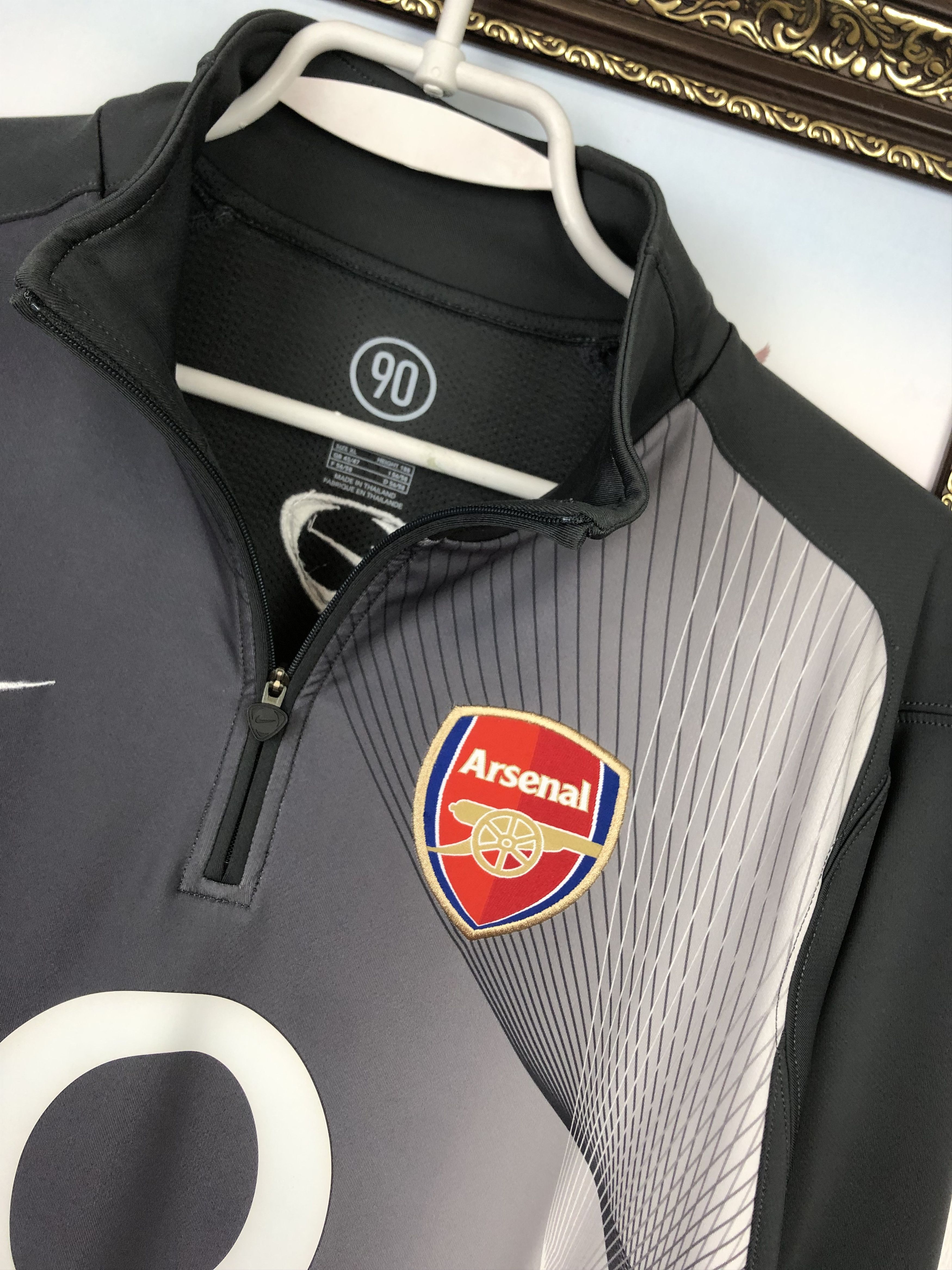Nike Vintage Nike Arsenal o2 Track Training Sweatshirt Gunners Size US XL / EU 56 / 4 - 3 Thumbnail
