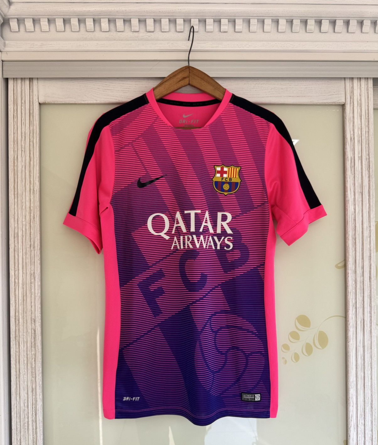 Nike Barcelona 2015-2016 Soccer Training Jersey Football Shirt Size US M / EU 48-50 / 2 - 1 Thumbnail