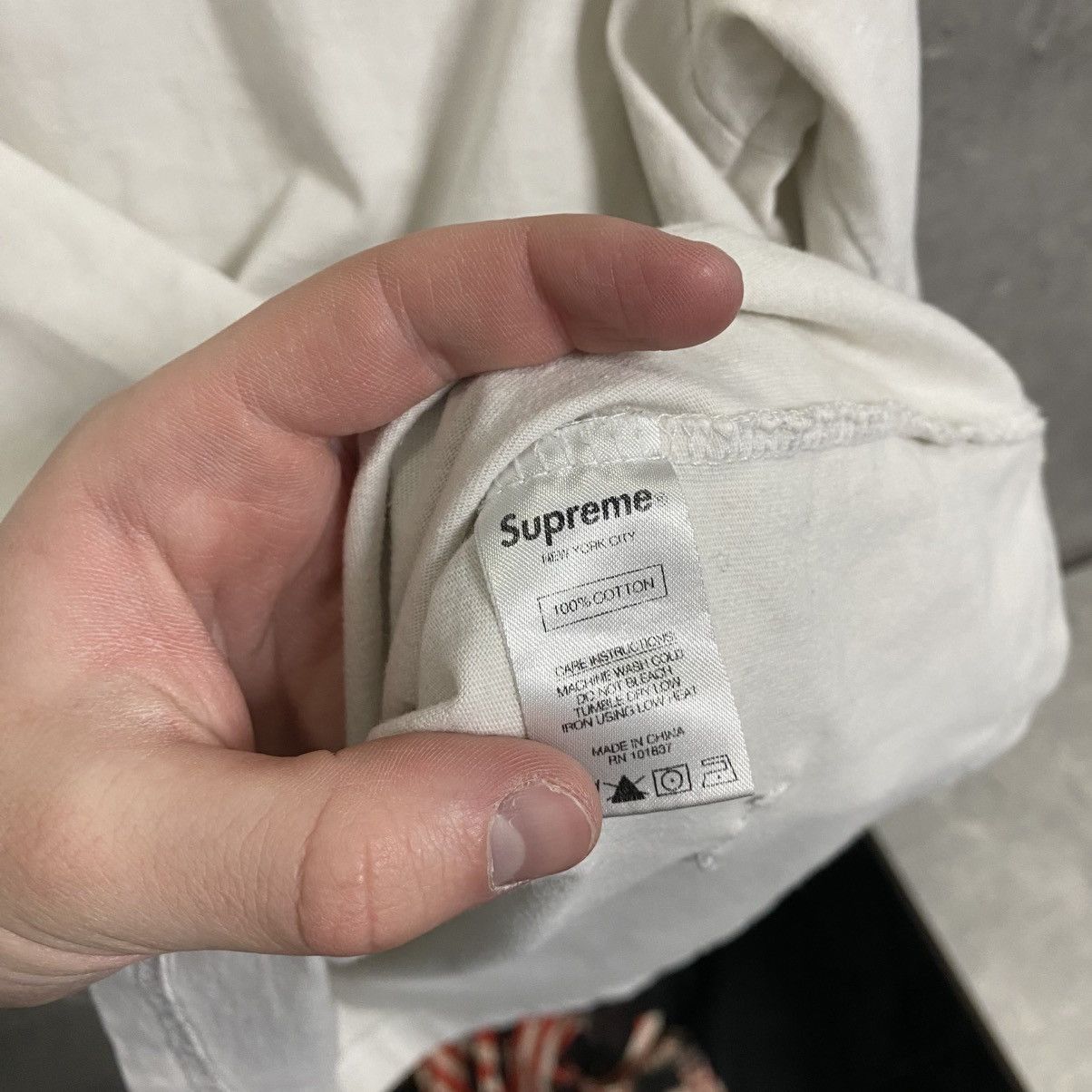 Supreme Vintage Supreme T-Shirt Big Logo Size US L / EU 52-54 / 3 - 11 Thumbnail