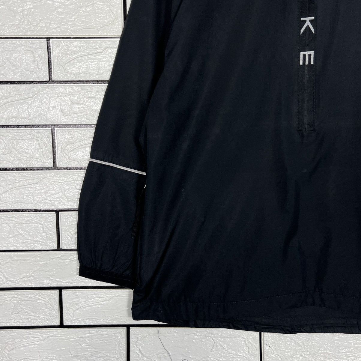 Nike Vintage NIKE Center Logo Half Zipper Light Jacket #4110-C187 Size US M / EU 48-50 / 2 - 7 Thumbnail