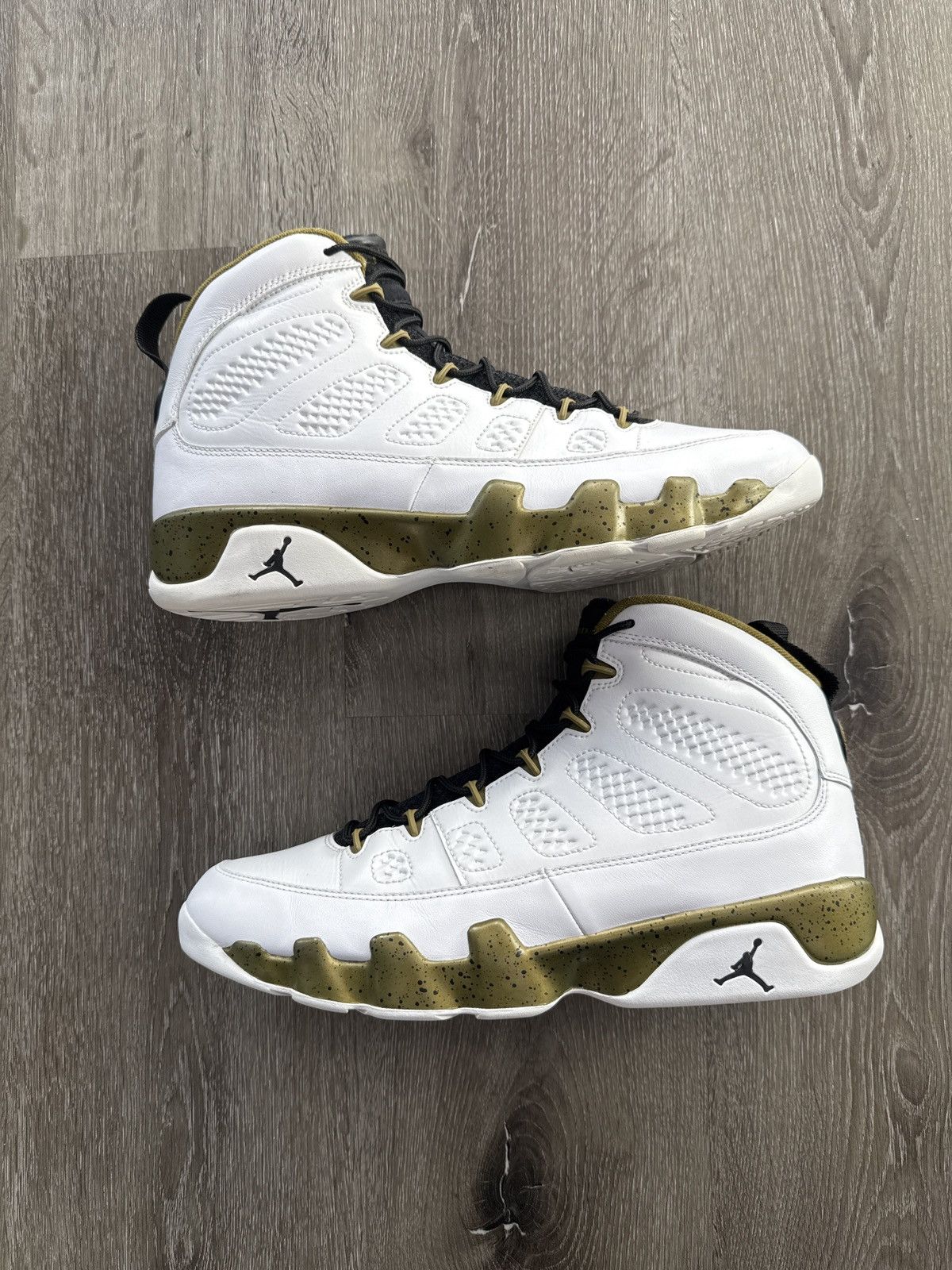 Jordan Brand Air Jordan 9 Retro “Statue” **PRE-OWNED** Size US 11.5 / EU 44-45 - 1 Thumbnail