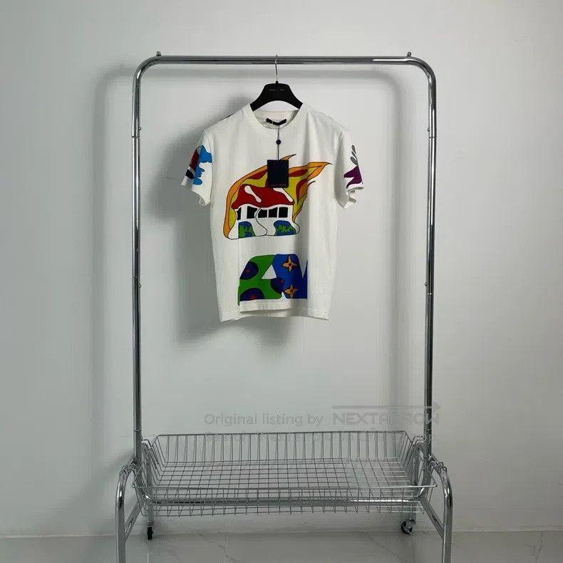 Louis Vuitton Louis Vuitton Cartoon printed short sleeve Size US S / EU 44-46 / 1 - 1 Thumbnail